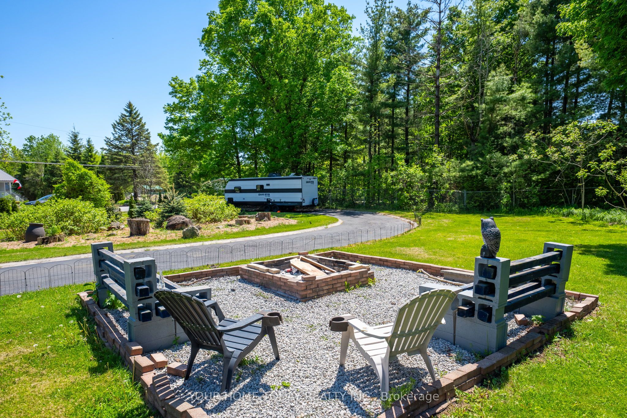 7937 Fifteen Side Road Property Photo 47
