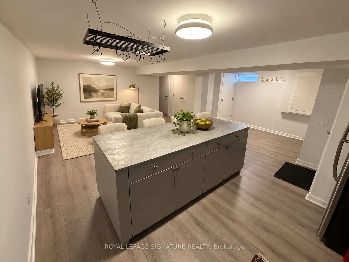 289 Beta Street Bsmt Property Photo 6