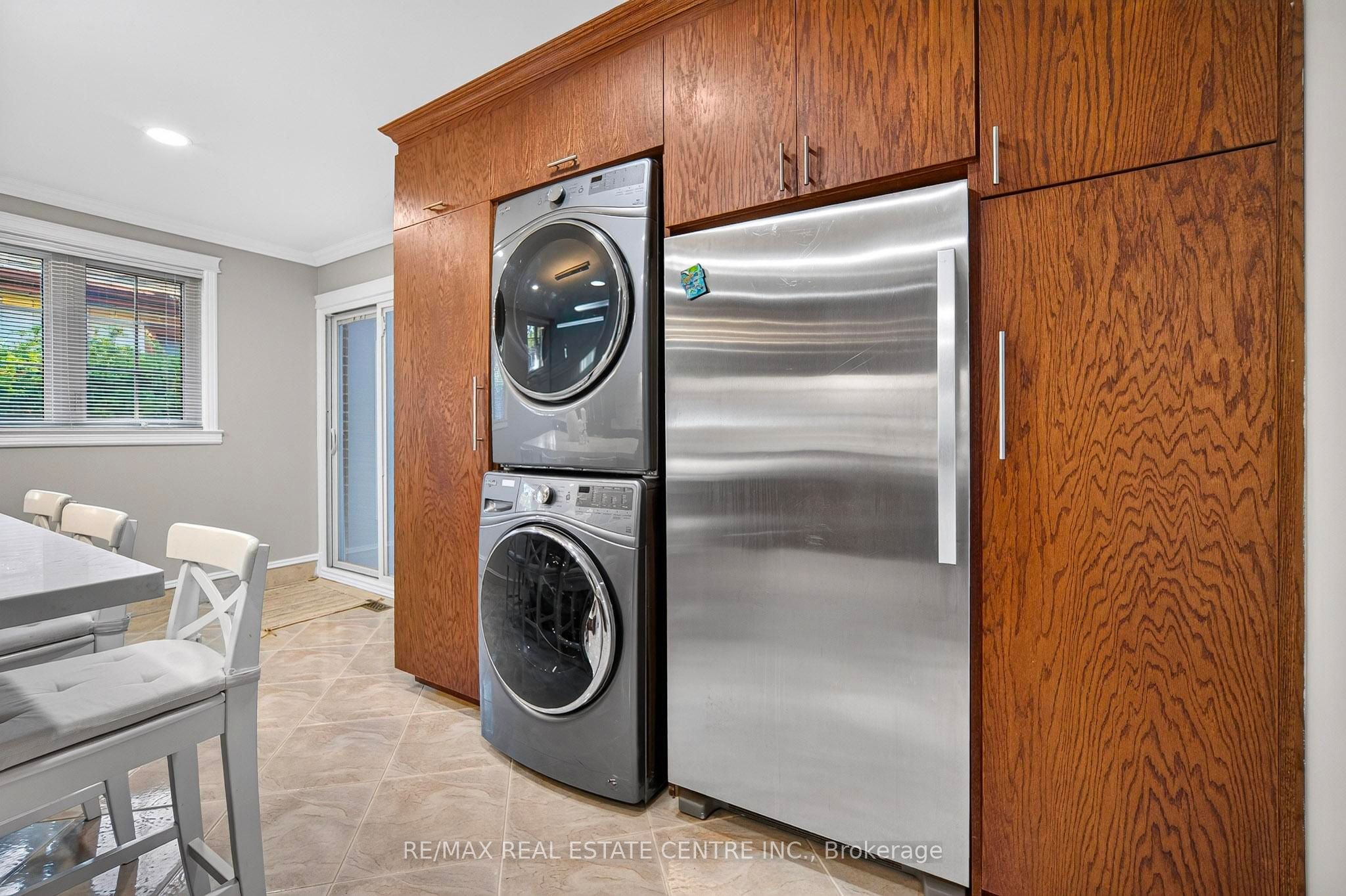 3068 Franze Drive Property Photo 10