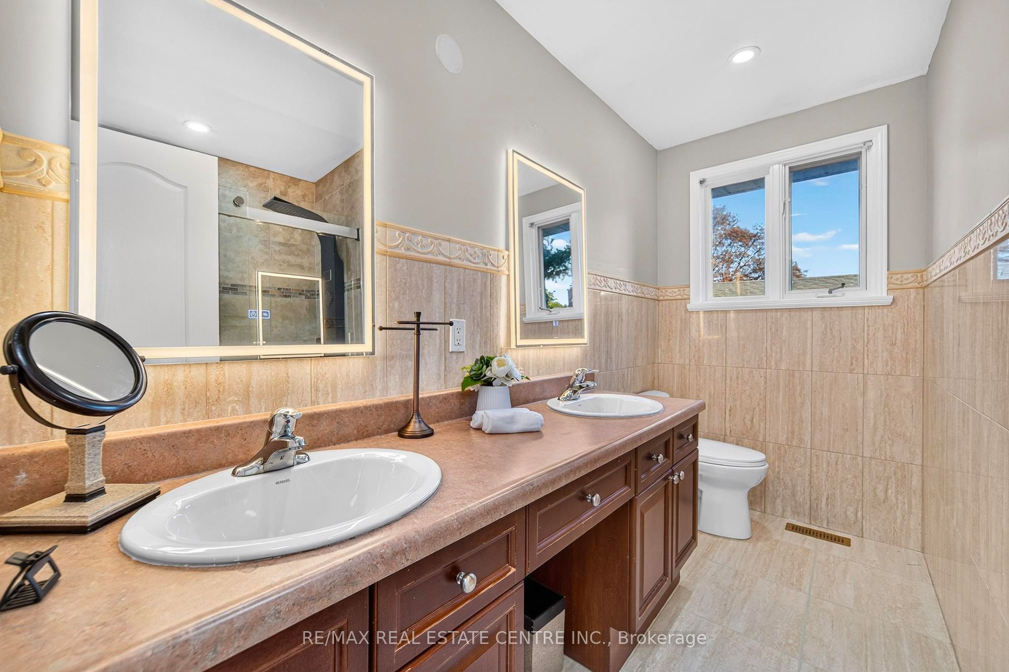 3068 Franze Drive Property Photo 16