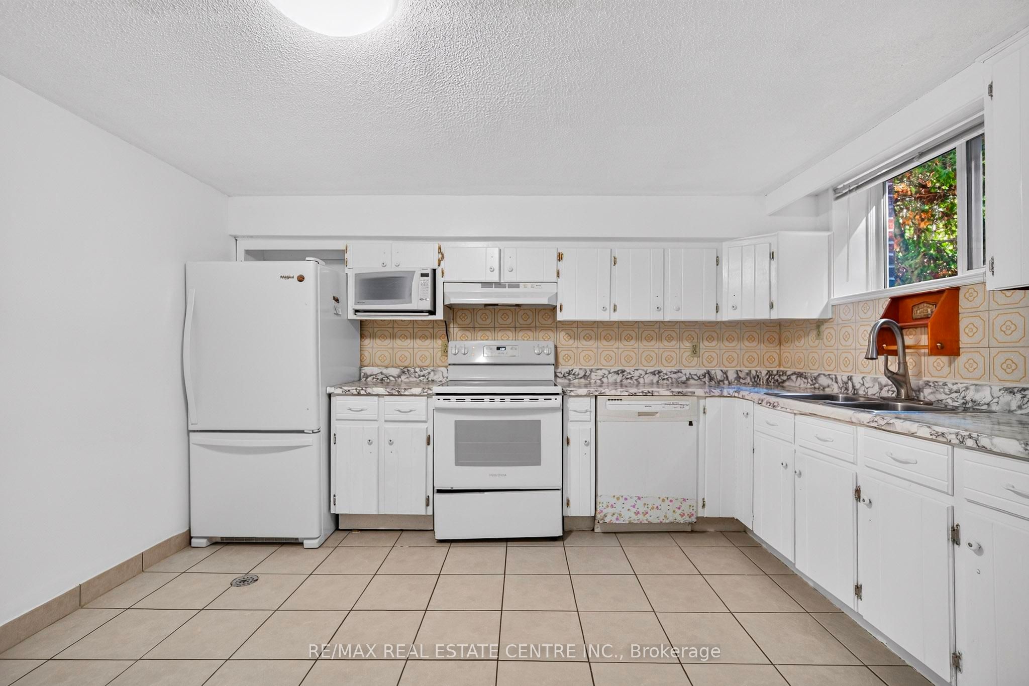 3068 Franze Drive Property Photo 36