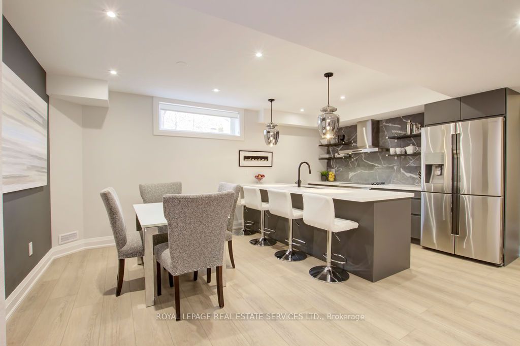 164 Maurice Drive Unit 2 Property Photo 12