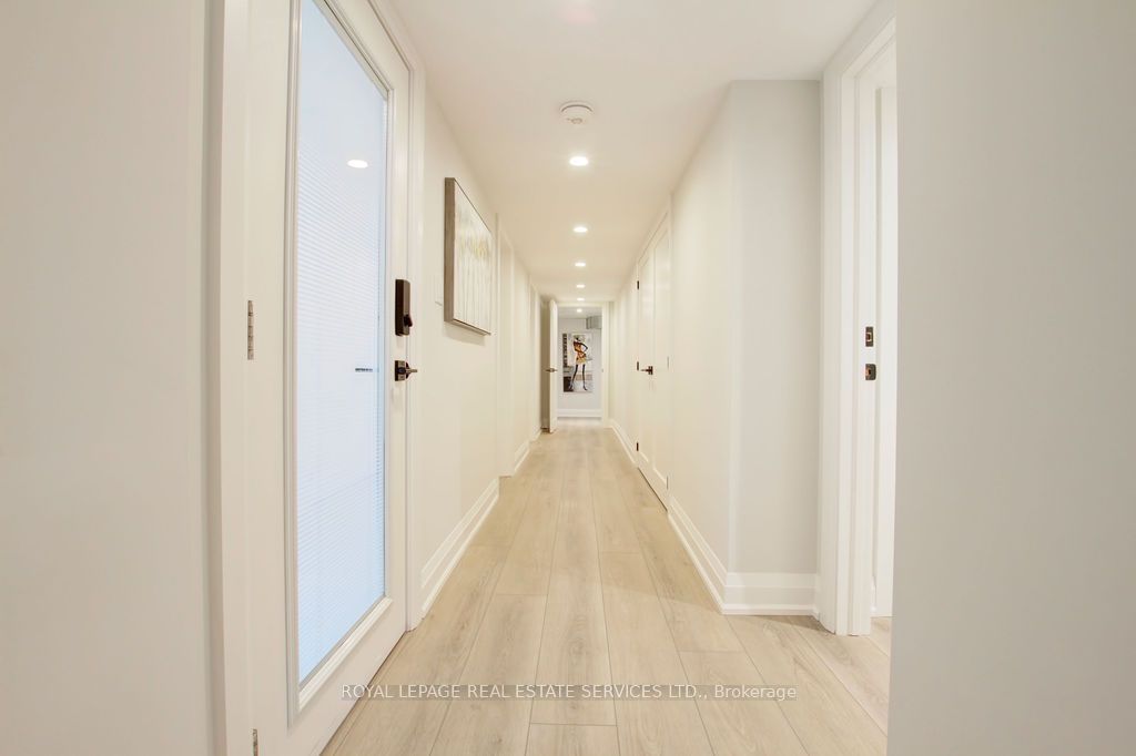 164 Maurice Drive Unit 2 Property Photo 24