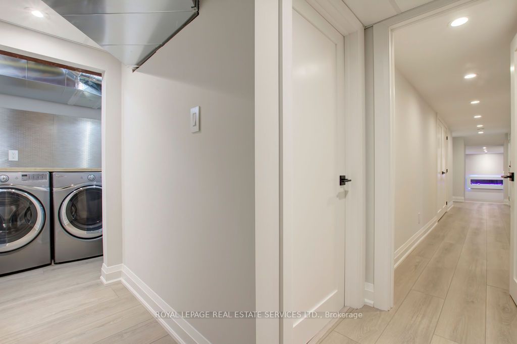 164 Maurice Drive Unit 2 Property Photo 34