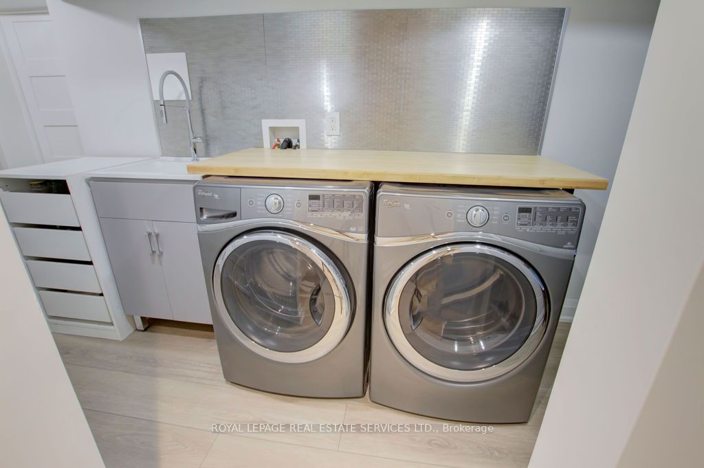 164 Maurice Drive Unit 2 Property Photo 36