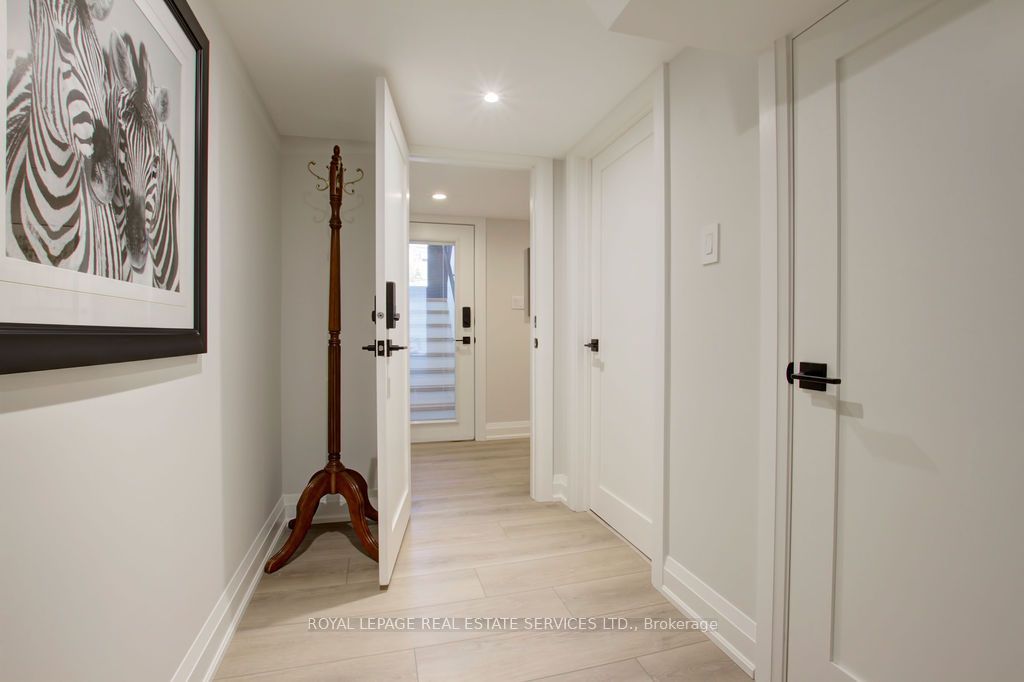 164 Maurice Drive Unit 2 Property Photo 38