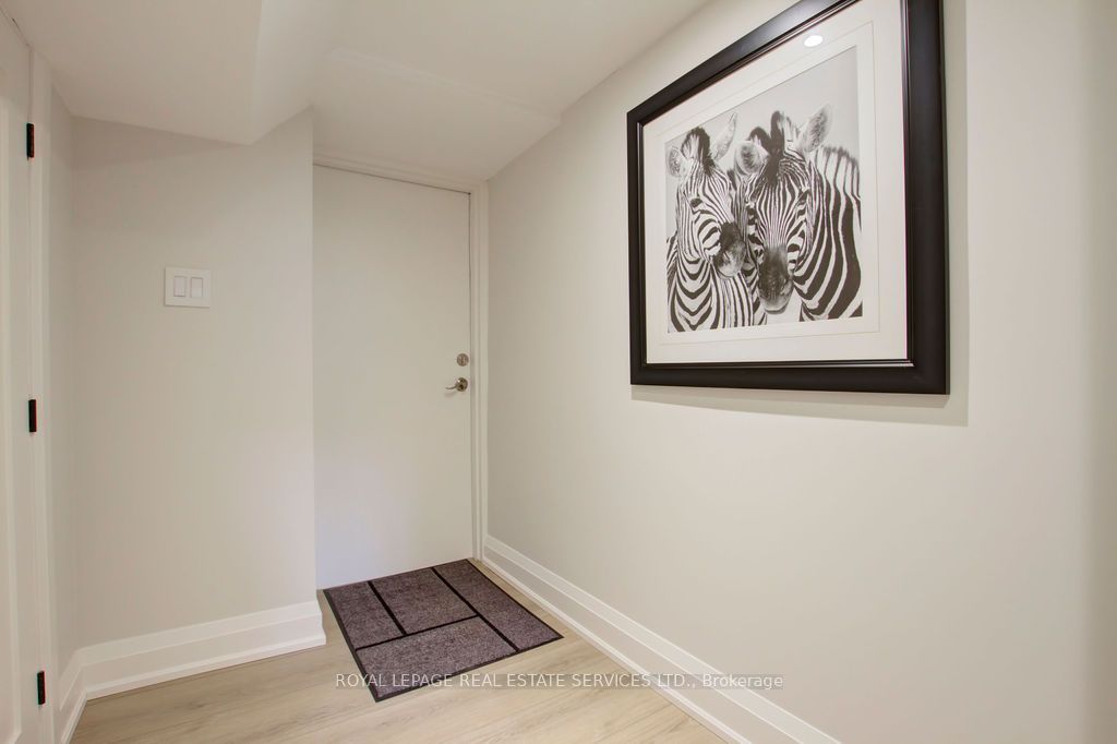 164 Maurice Drive Unit 2 Property Photo 39