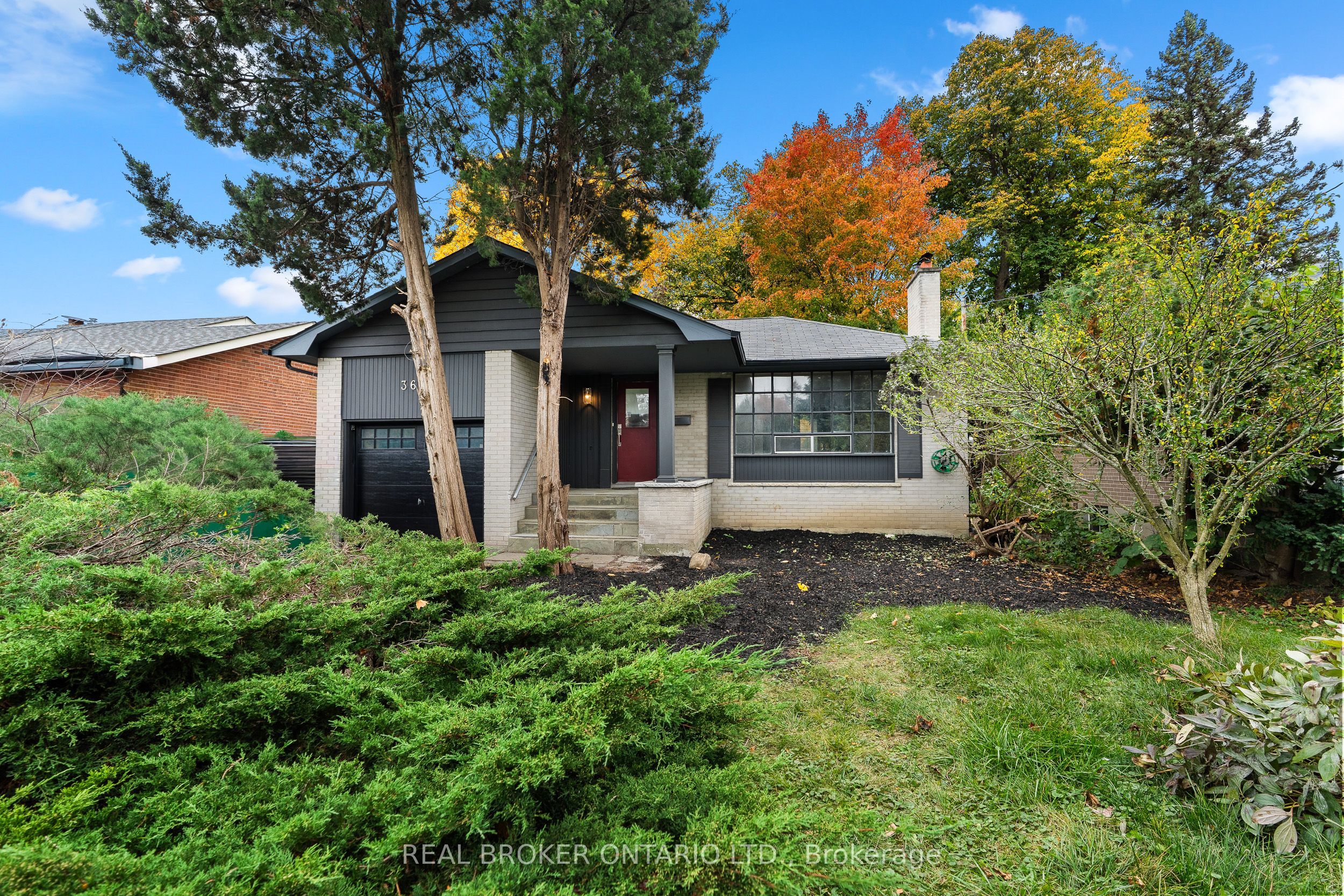 361 Rathburn Road Property Photo 7