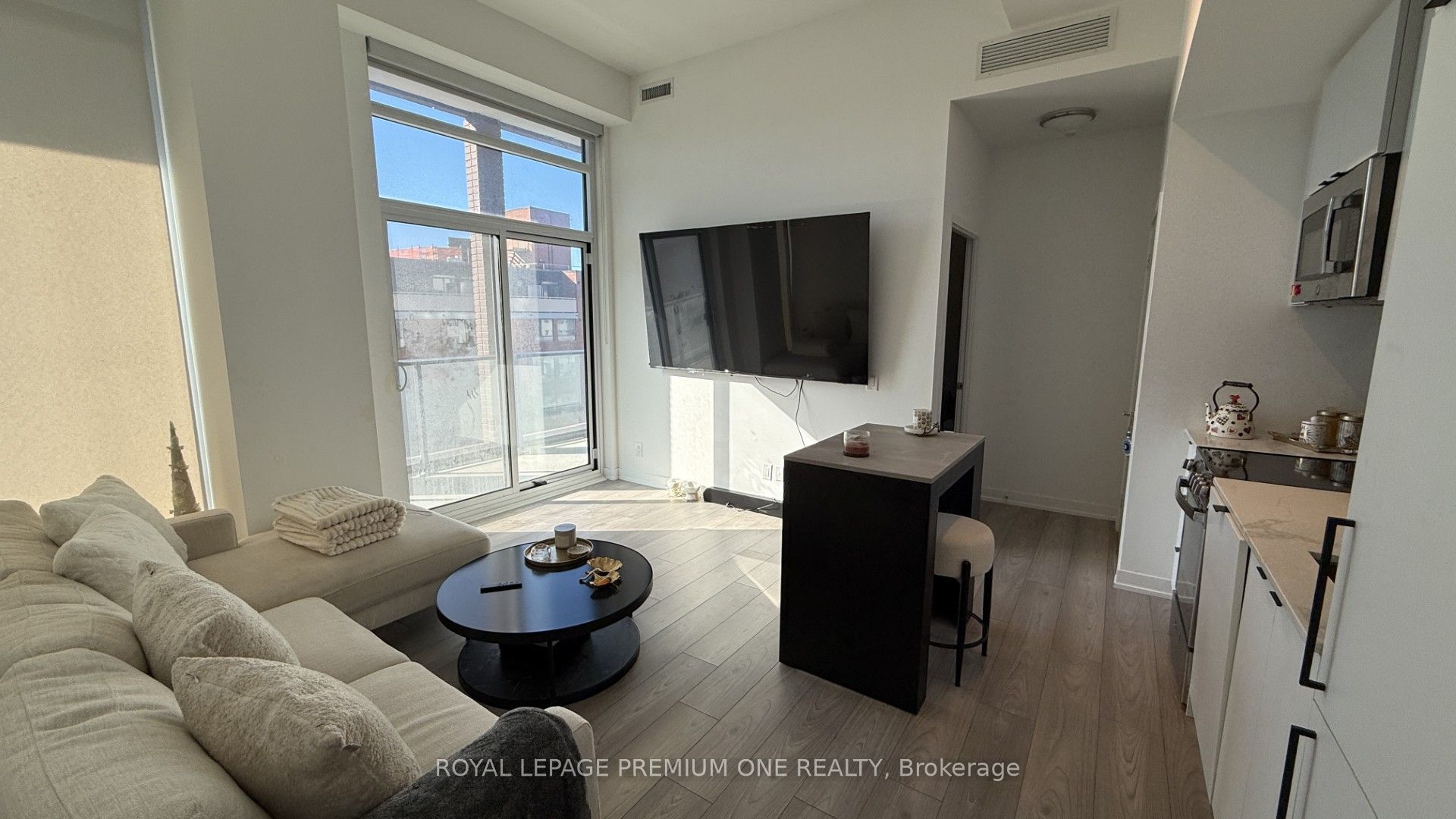 285 Dufferin Street W 430 Property Photo 32