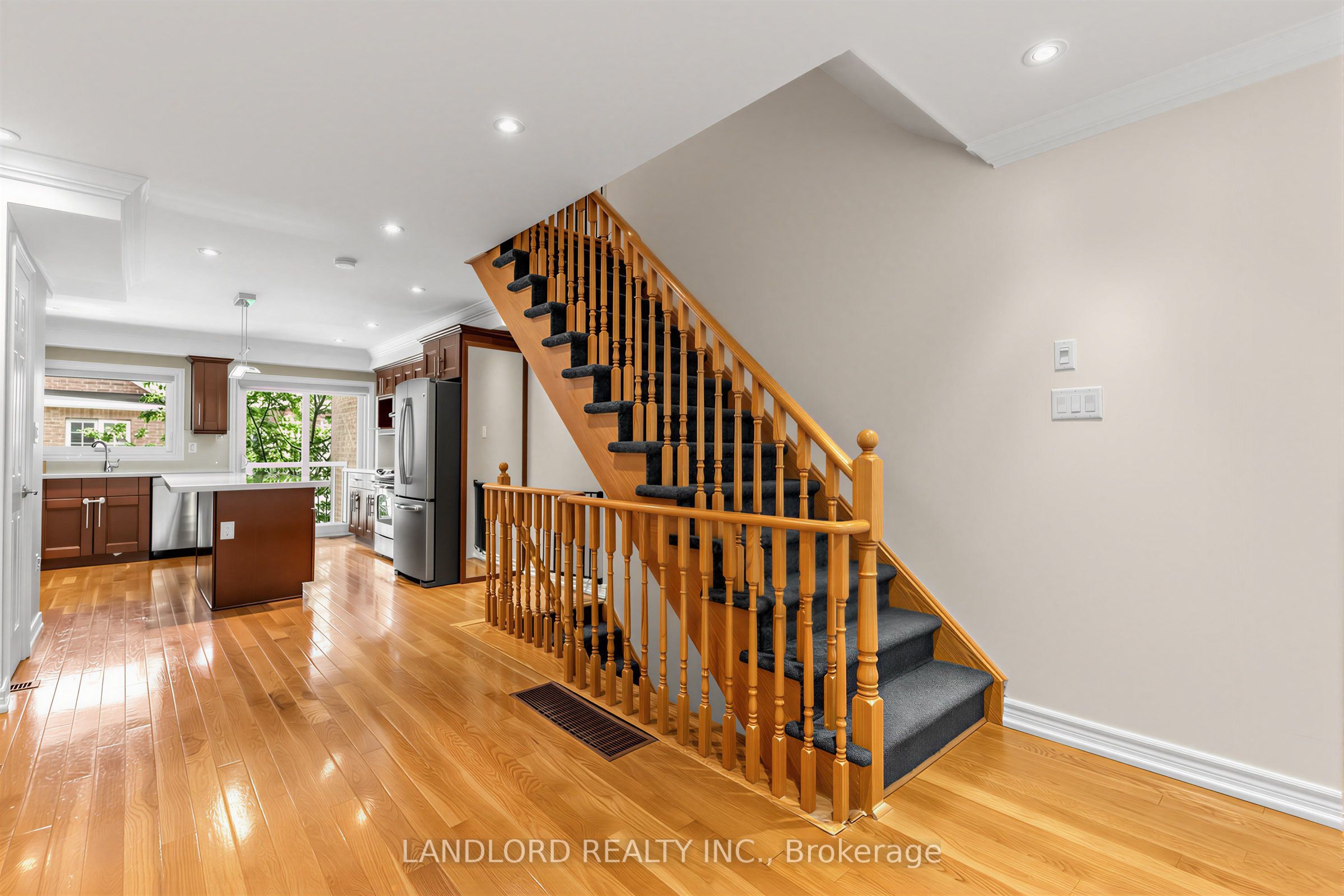 37 Birdstone Crescent Property Photo 2