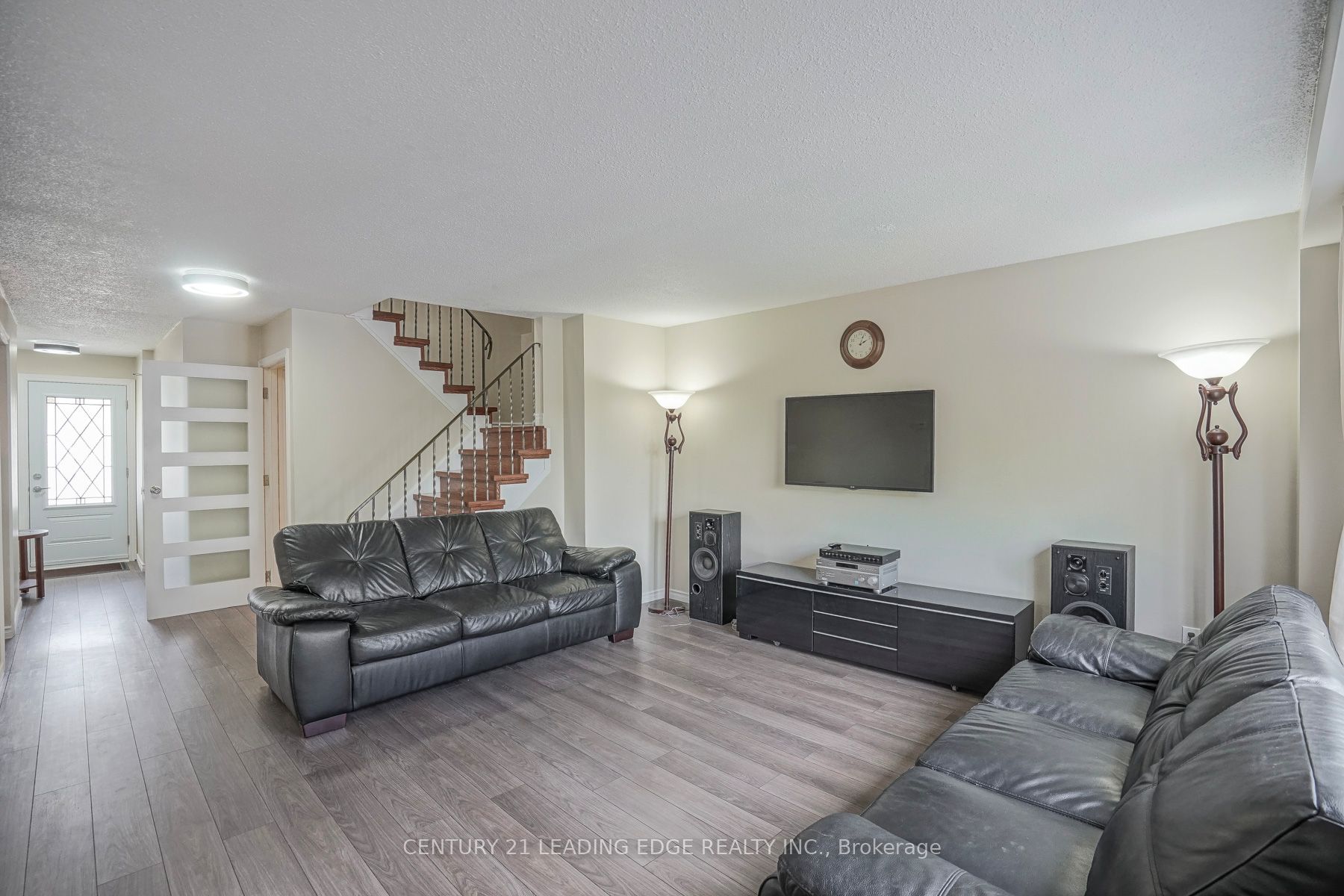 29 Junewood Crescent Upper Property Photo 14