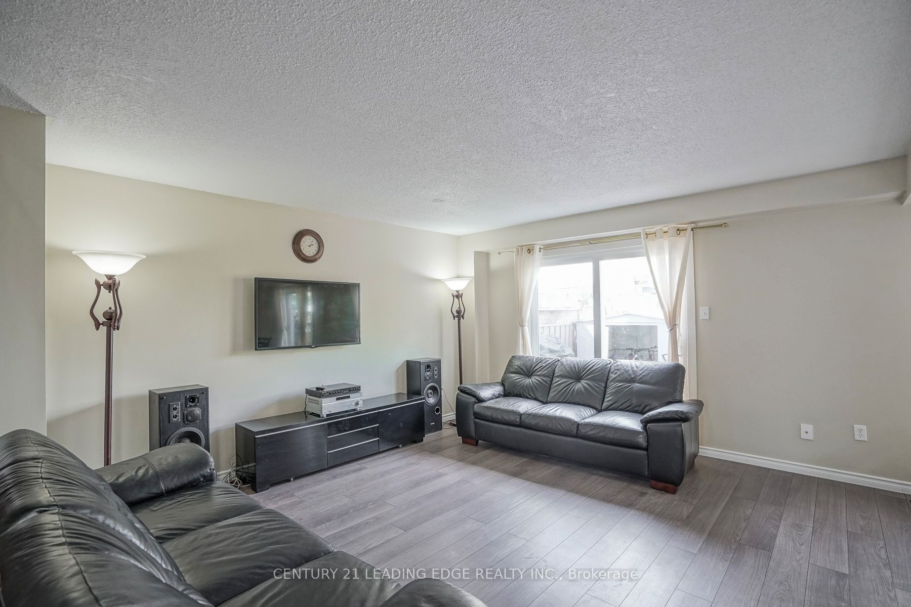 29 Junewood Crescent Upper Property Photo 15