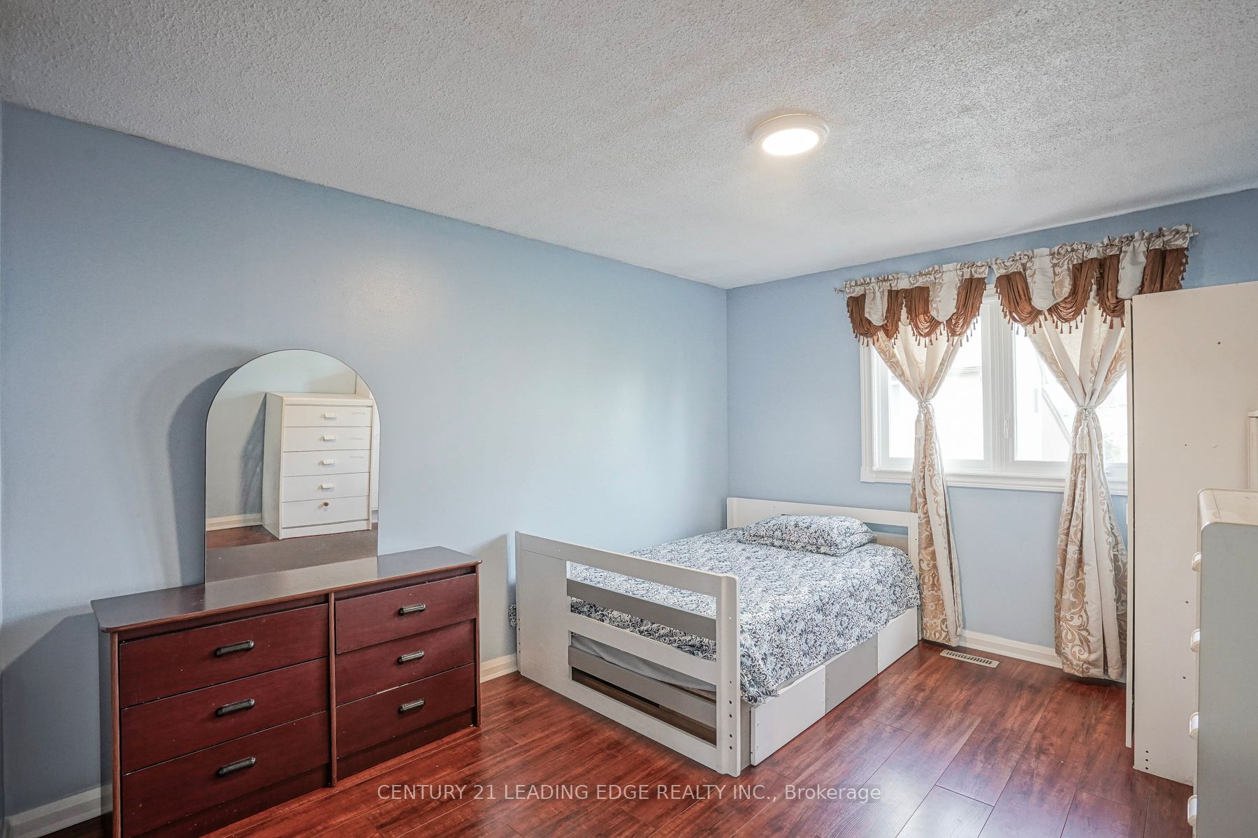 29 Junewood Crescent Upper Property Photo 27