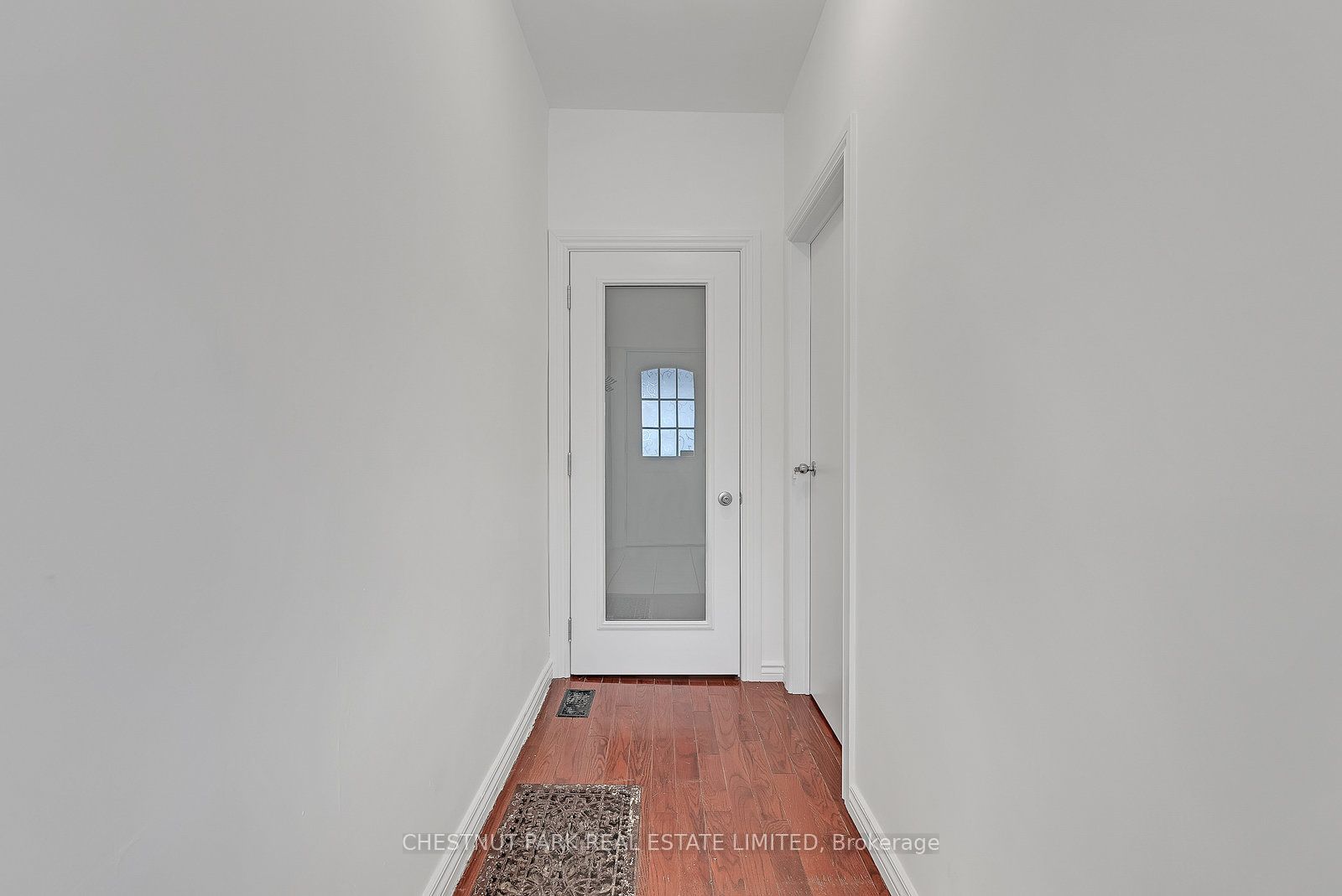 1383 Lansdowne Avenue Property Photo 3