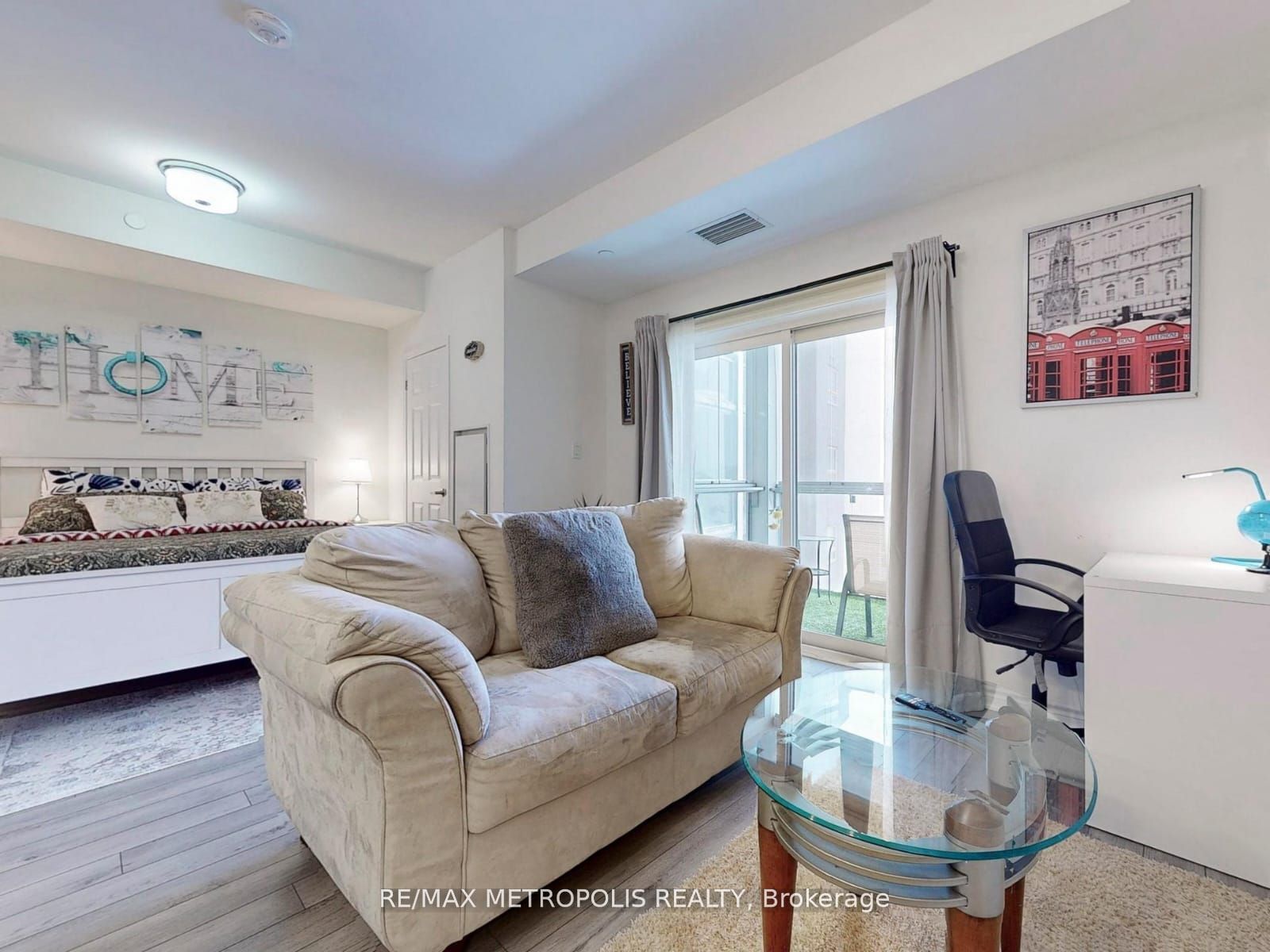 200 Lagerfeld Drive 401 Property Photo 15