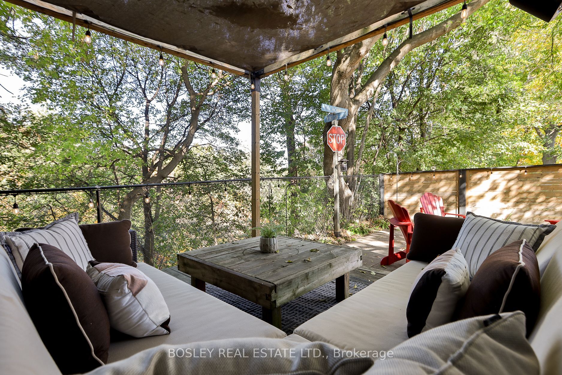 16 Delroy Drive Property Photo 40