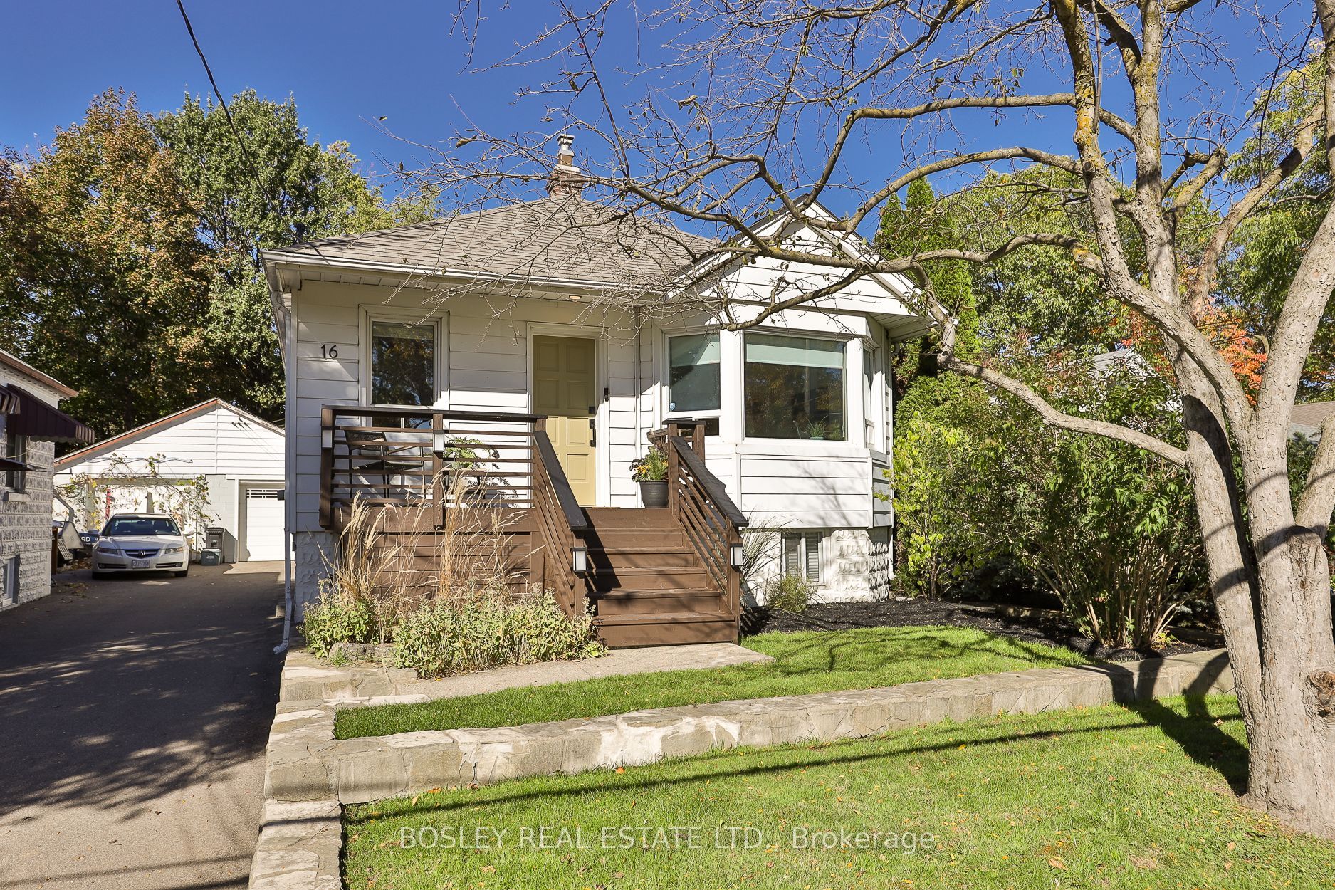 16 Delroy Drive Property Photo 43
