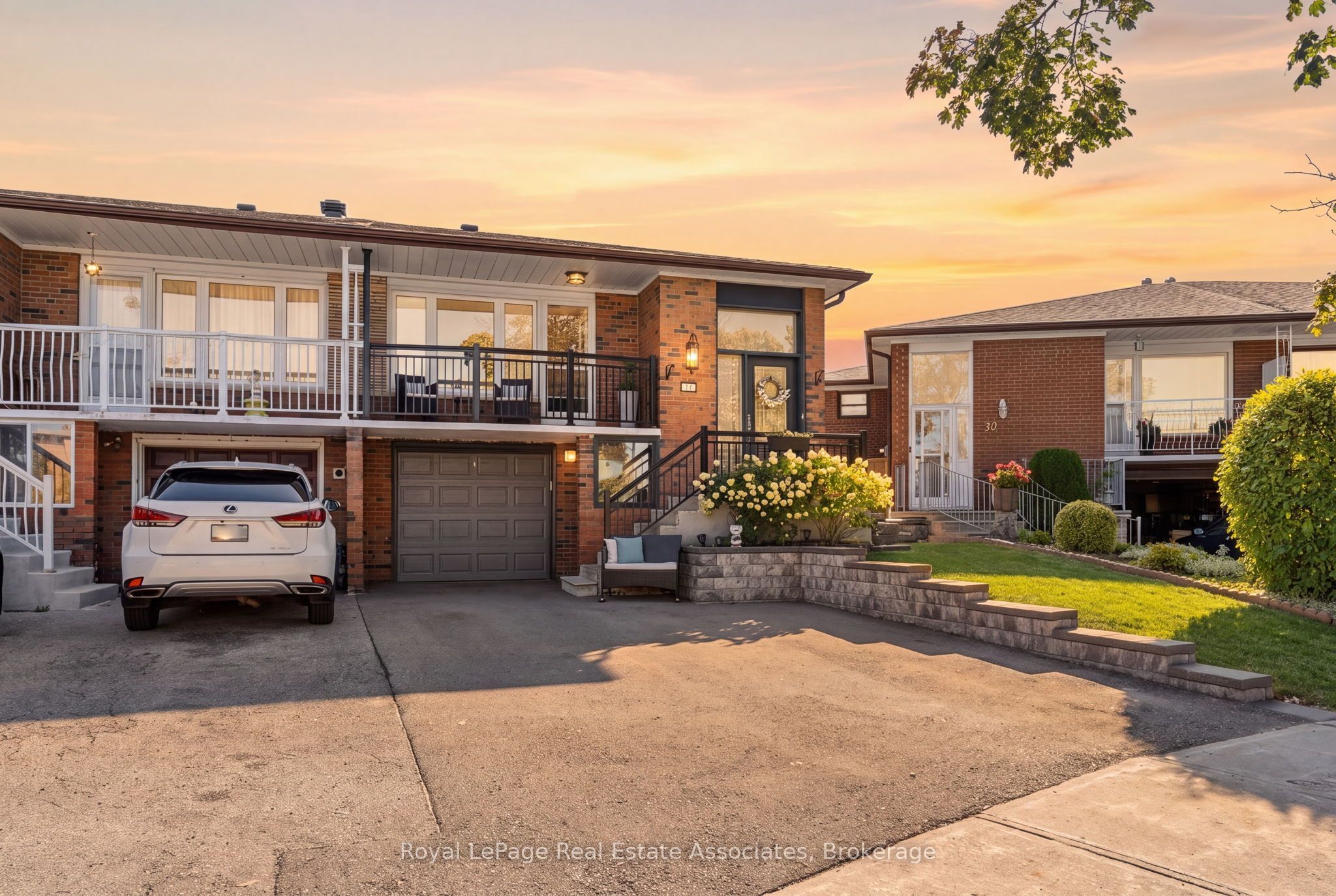 20 Honeywood Road Property Photo 3