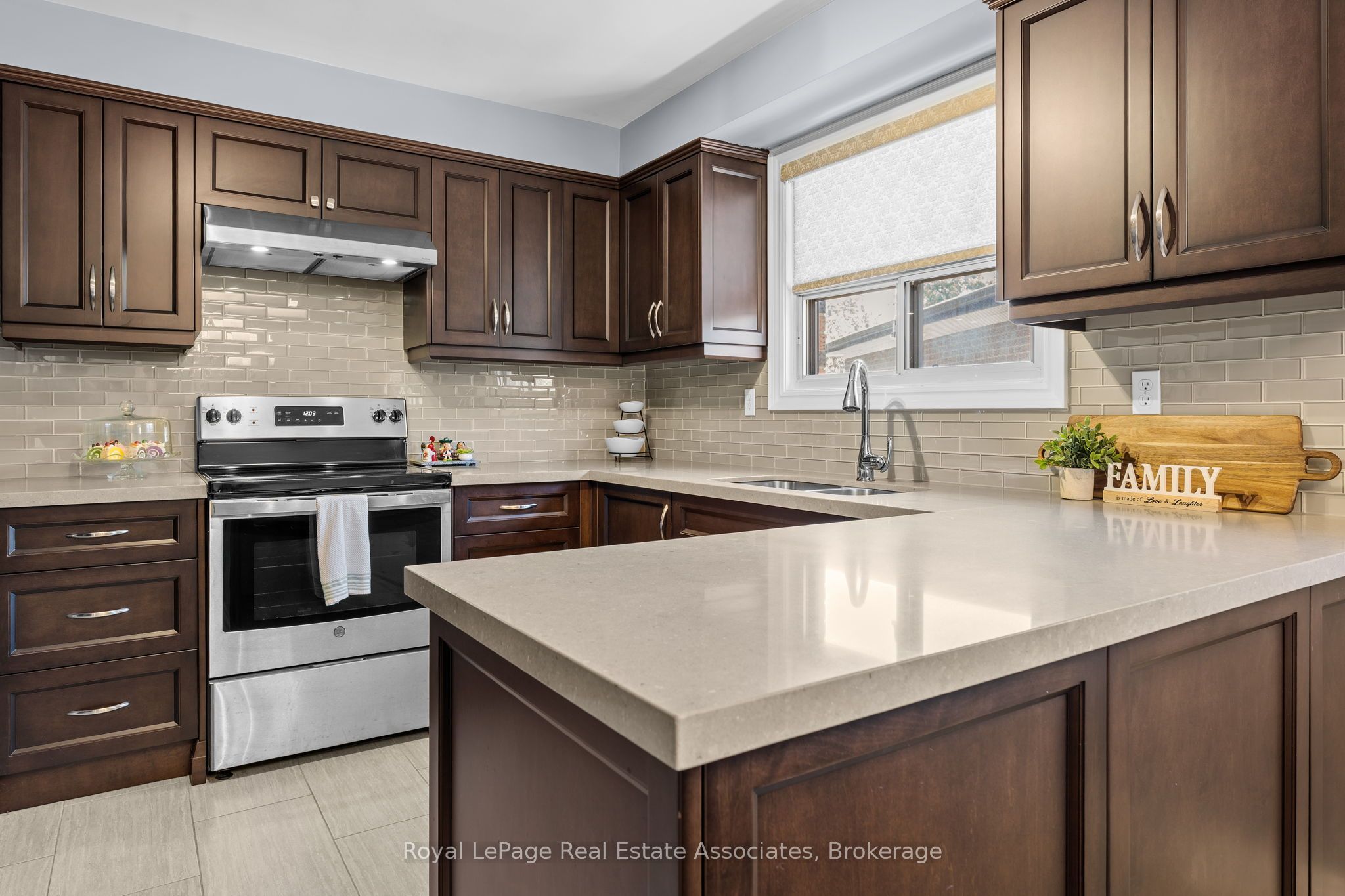 20 Honeywood Road Property Photo 20