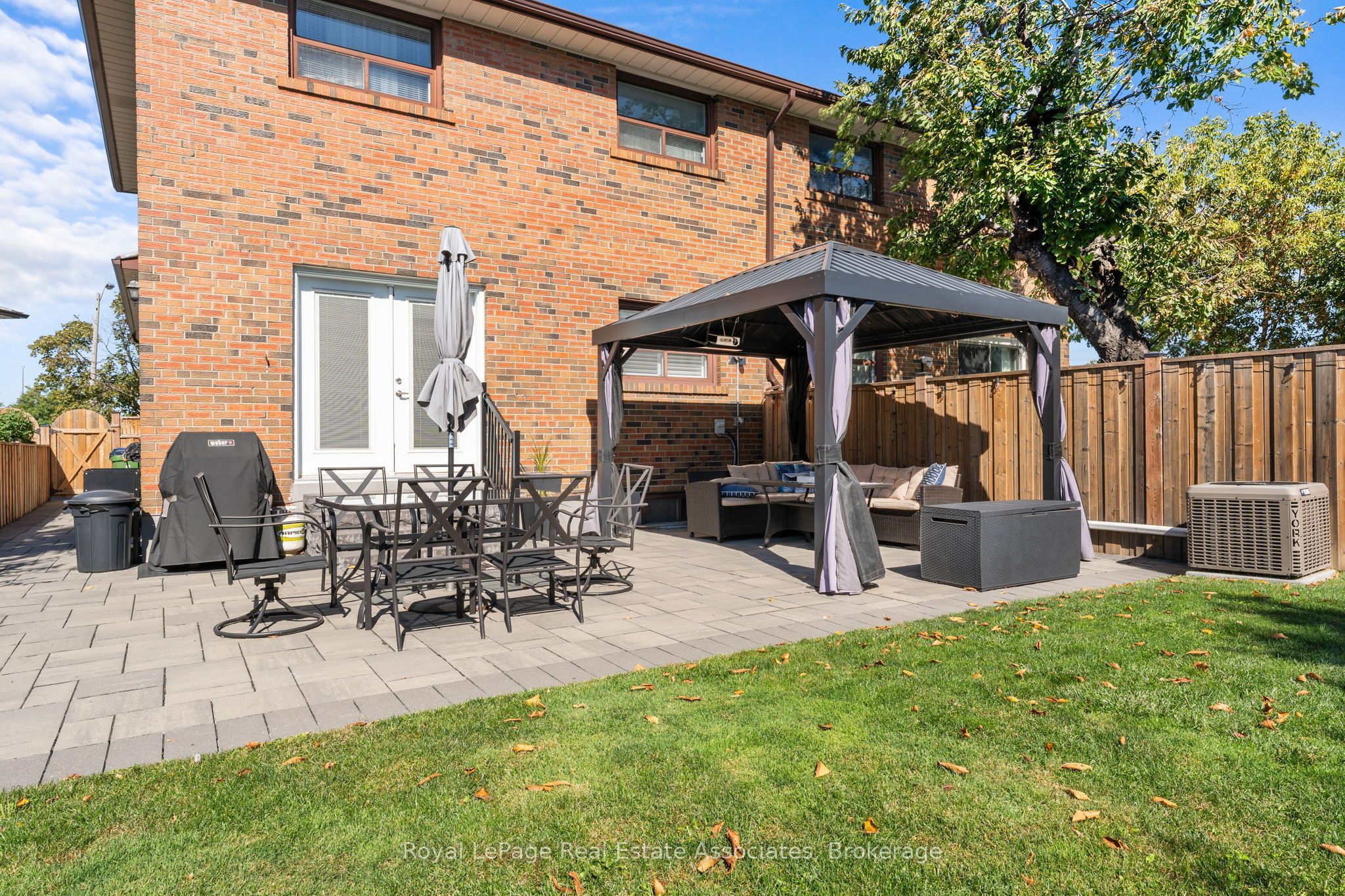 20 Honeywood Road Property Photo 30