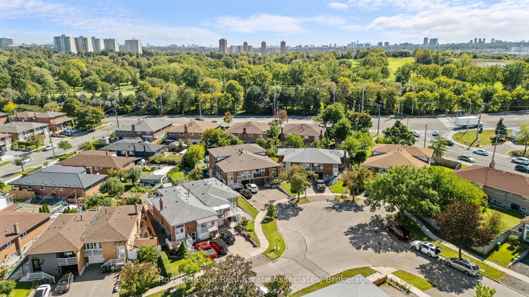 20 Honeywood Road Property Photo 34