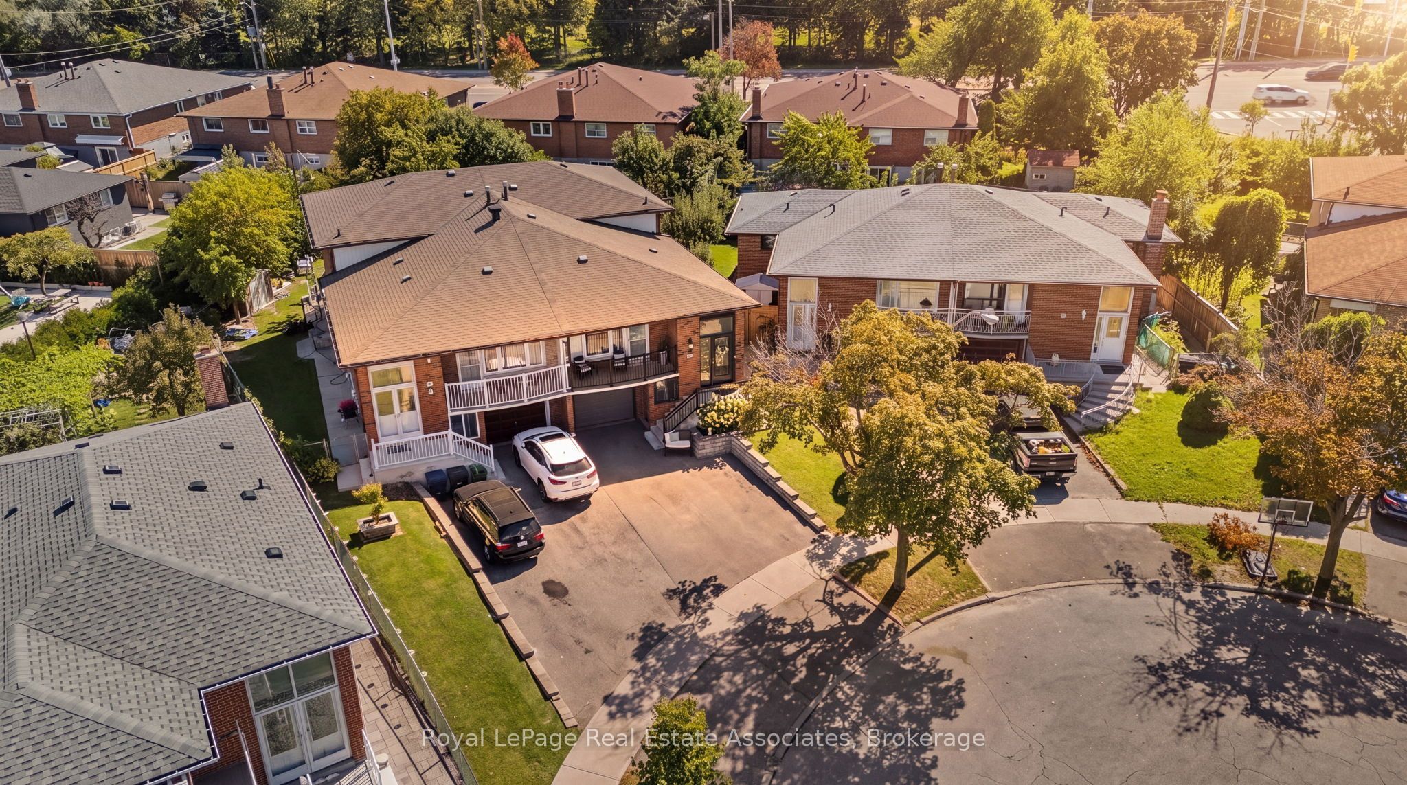 20 Honeywood Road Property Photo 36