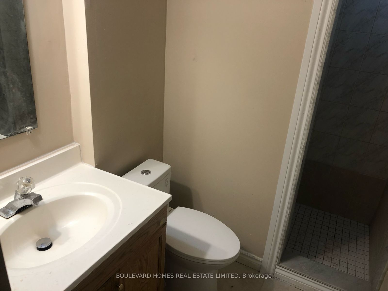 126 Valonia Drive Basement Property Photo 9