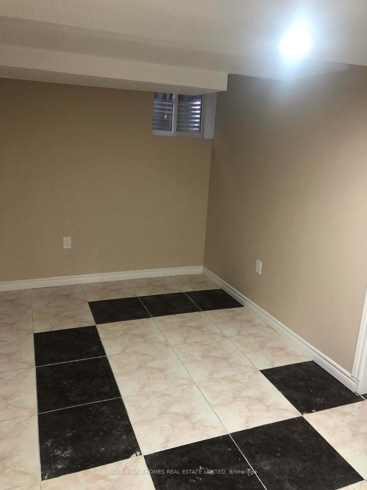126 Valonia Drive Basement Property Photo 11