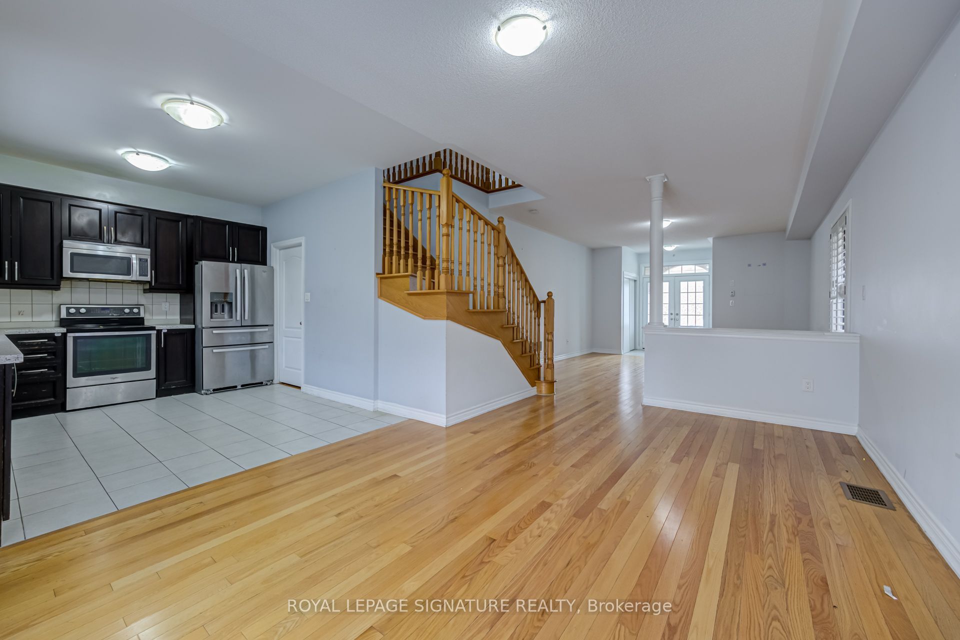 42 Daden Oaks Drive (upper) Property Photo 13