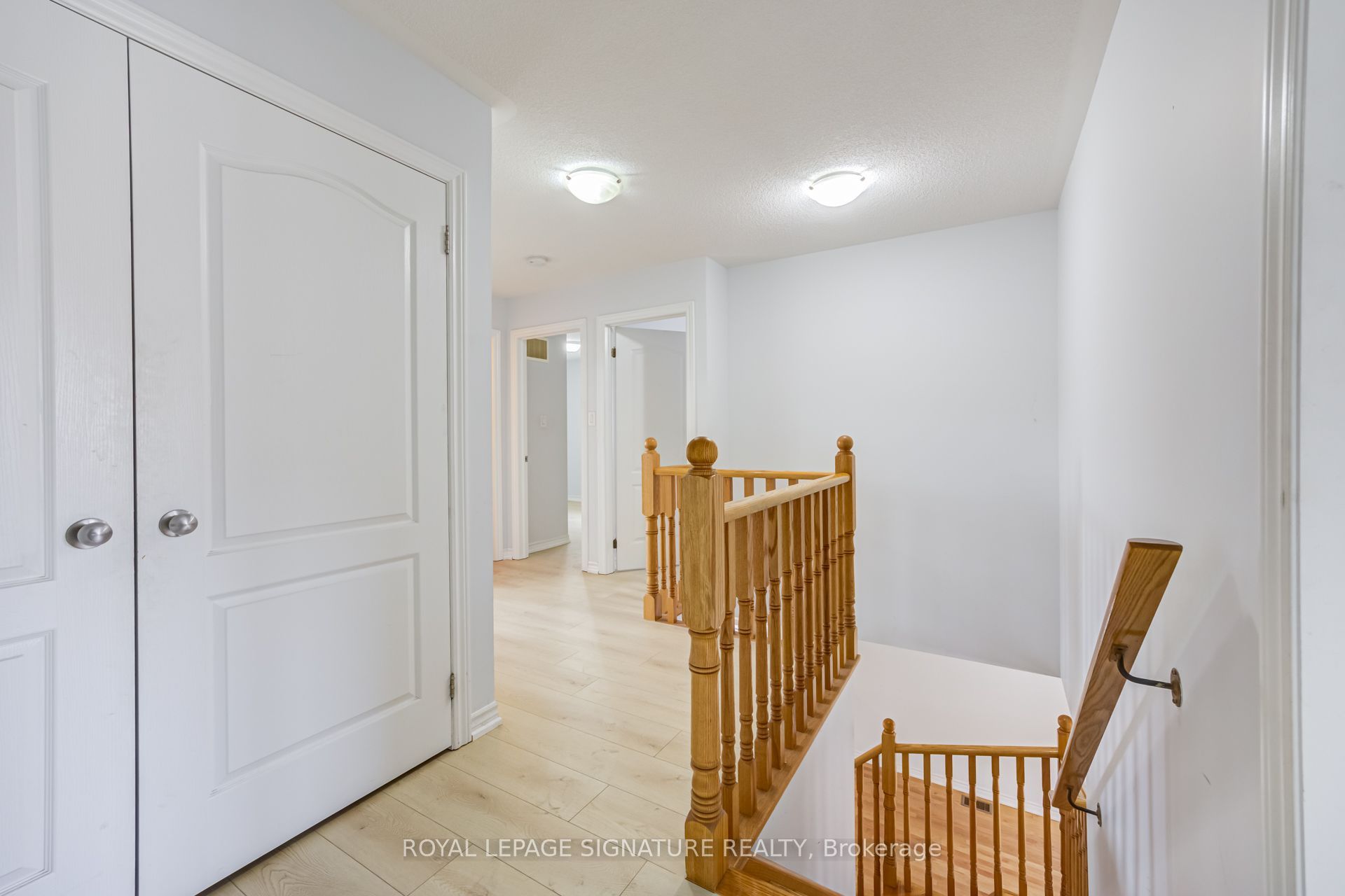 42 Daden Oaks Drive (upper) Property Photo 20