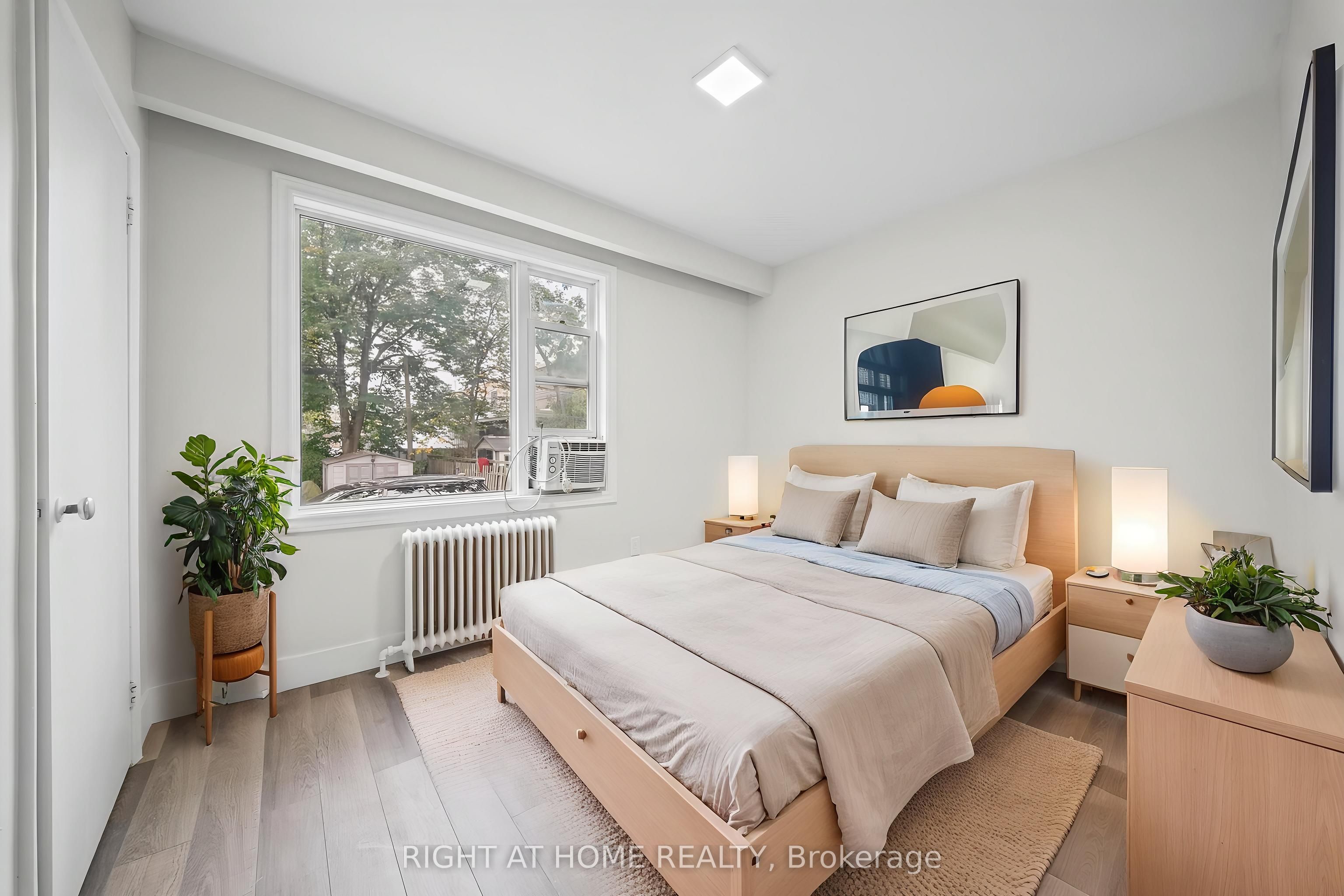 32 Vanevery Street 3 Property Photo 4