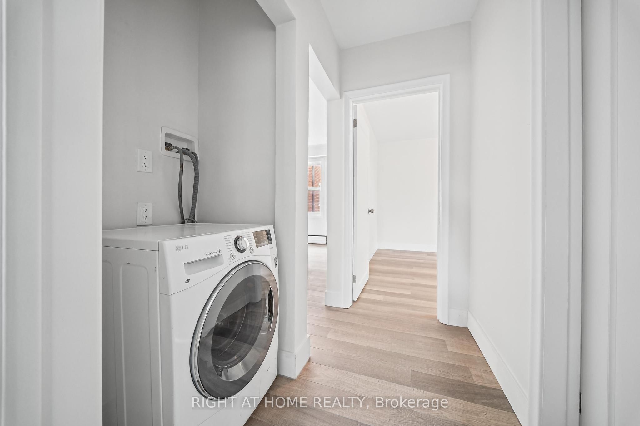 32 Vanevery Street 3 Property Photo 20
