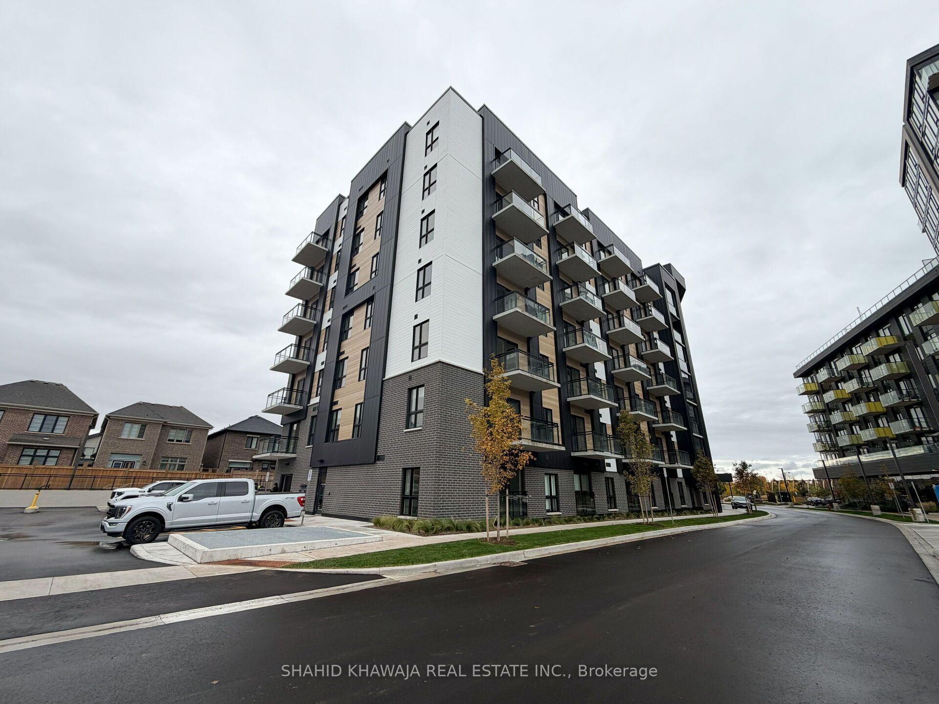 3008 William Cutmore Boulevard 621 Property Photo 1