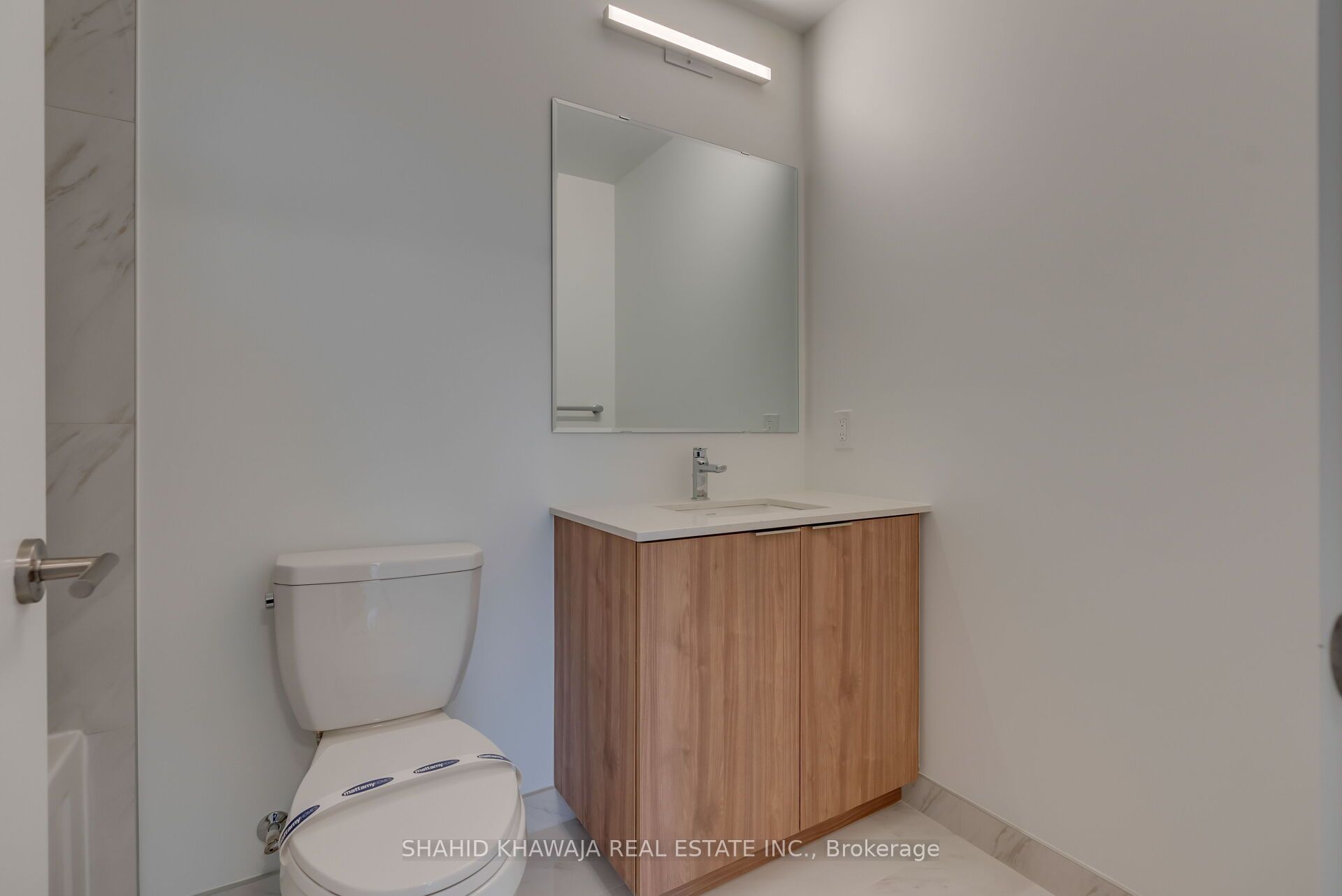 3008 William Cutmore Boulevard 621 Property Photo 15