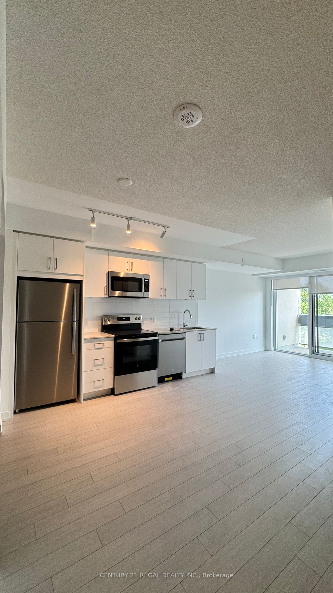 4010 Eglinton Avenue W 818 Property Photo 12