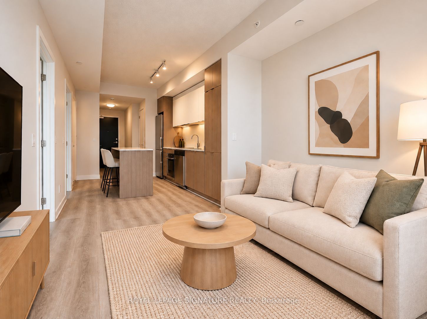 5220 Dundas Street D313 Property Photo 6