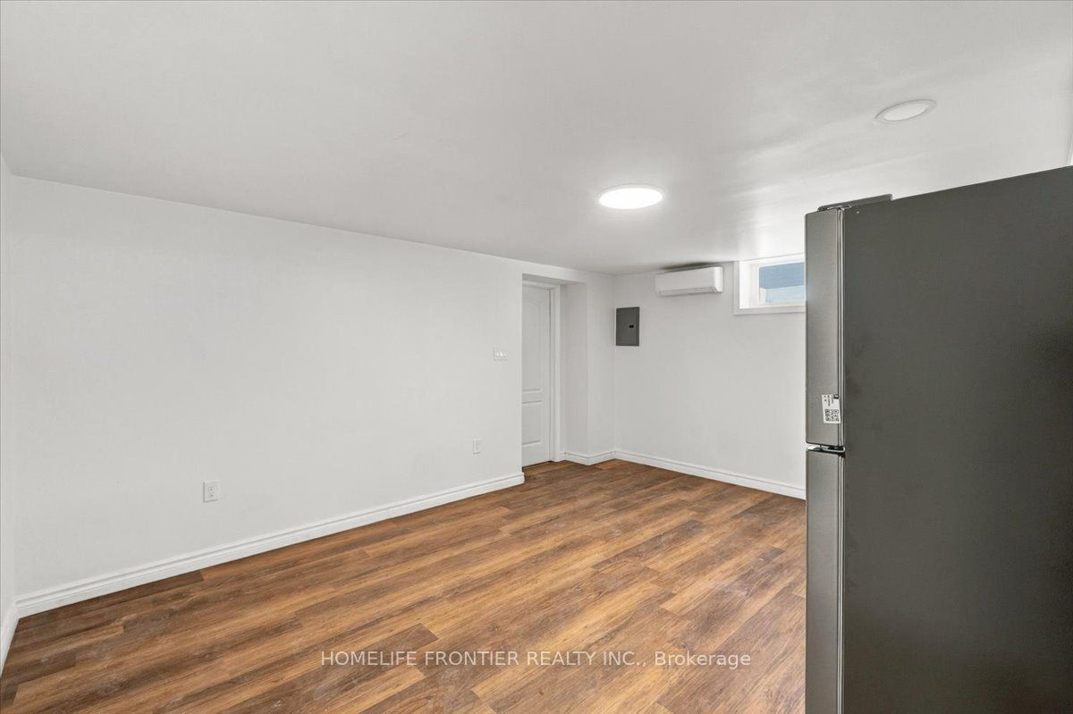 99 Regent Road 5 Property Photo 4