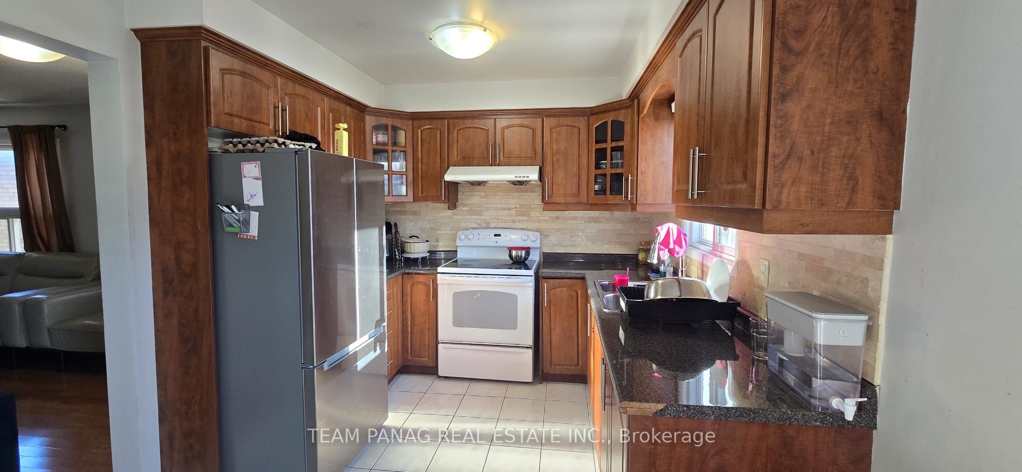 8 Provence Trail Property Photo 4