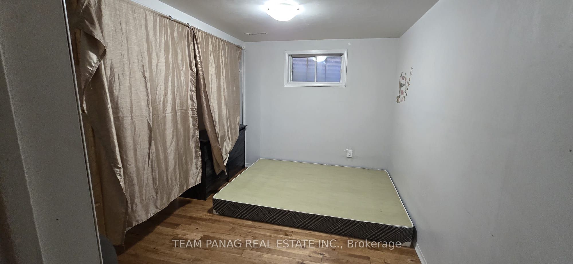 8 Provence Trail Property Photo 11