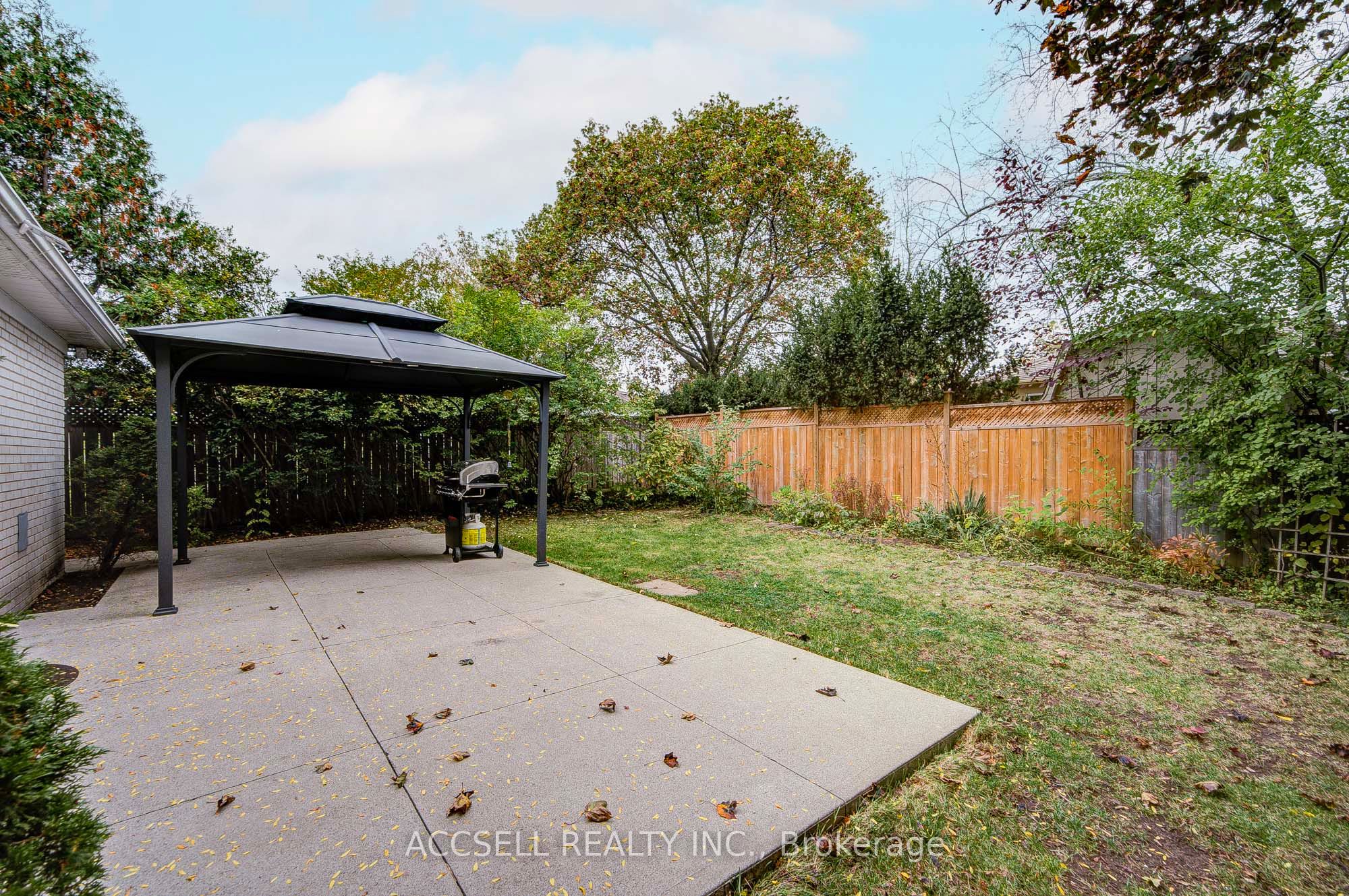 440 Sunset Drive Property Photo 45