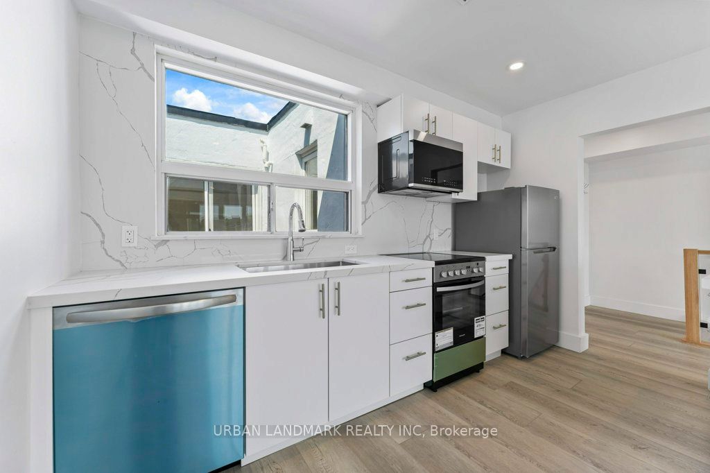 2300 Keele Street A Property Photo 7