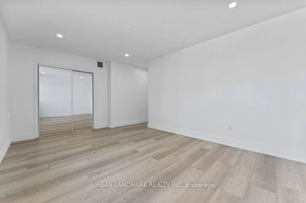 2300 Keele Street A Property Photo 15