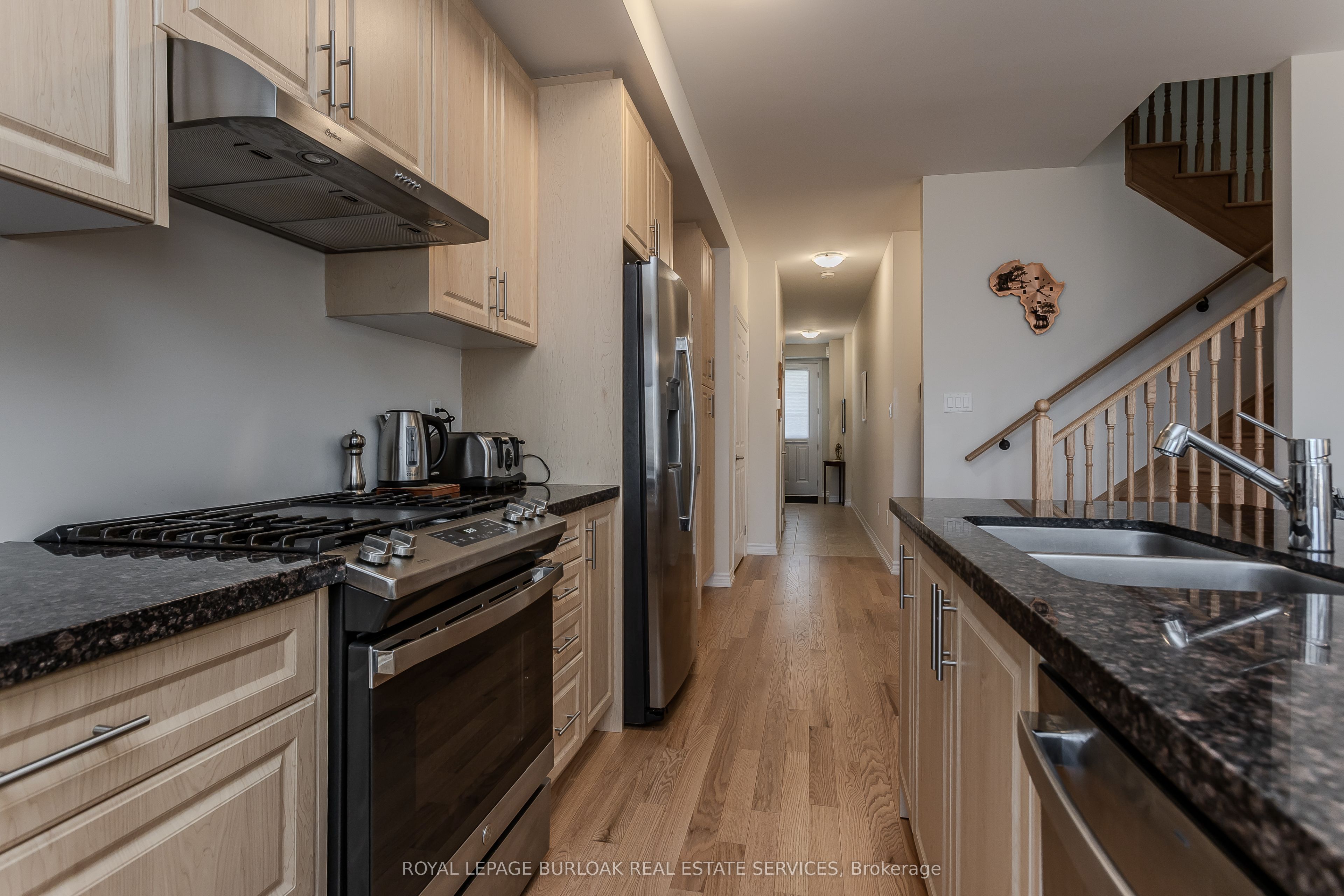 1402 Almonte Drive Property Photo 6