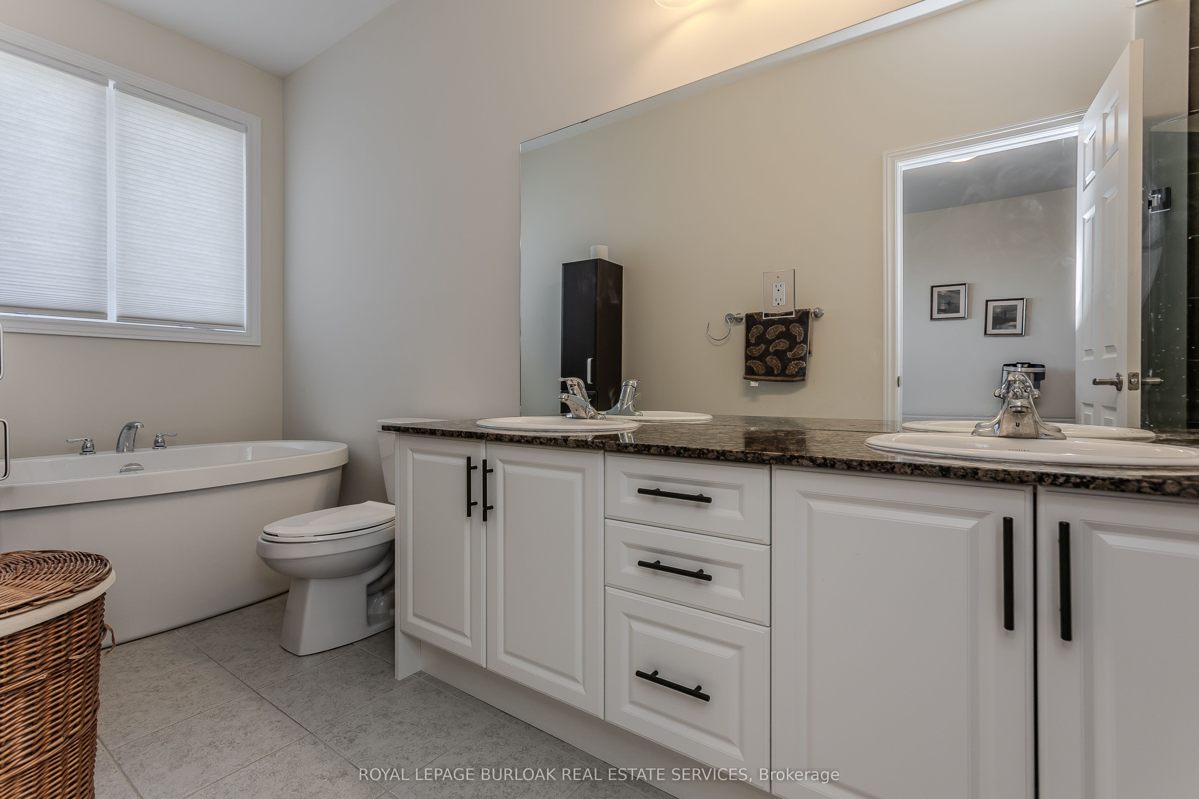 1402 Almonte Drive Property Photo 15
