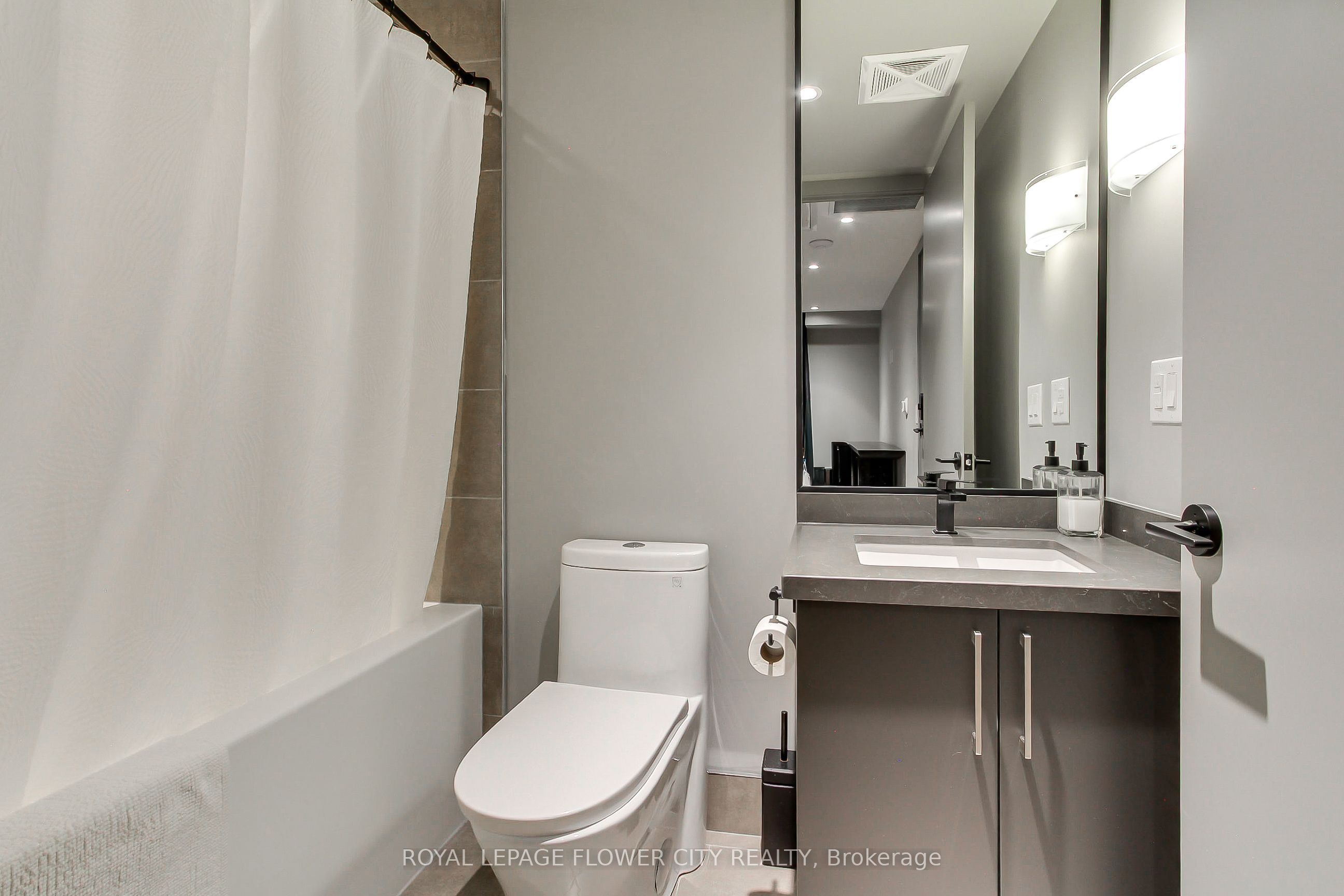 2450 Old Bronte Road 239 Property Photo 49
