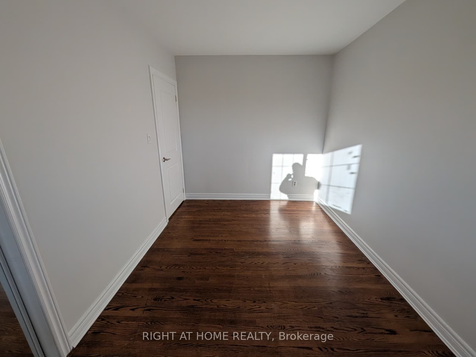 273 Kenwood Avenue Property Photo 17