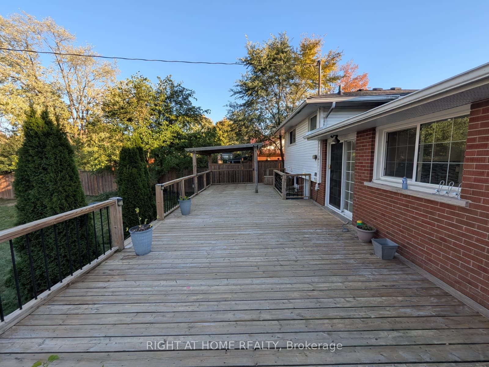 273 Kenwood Avenue Property Photo 32