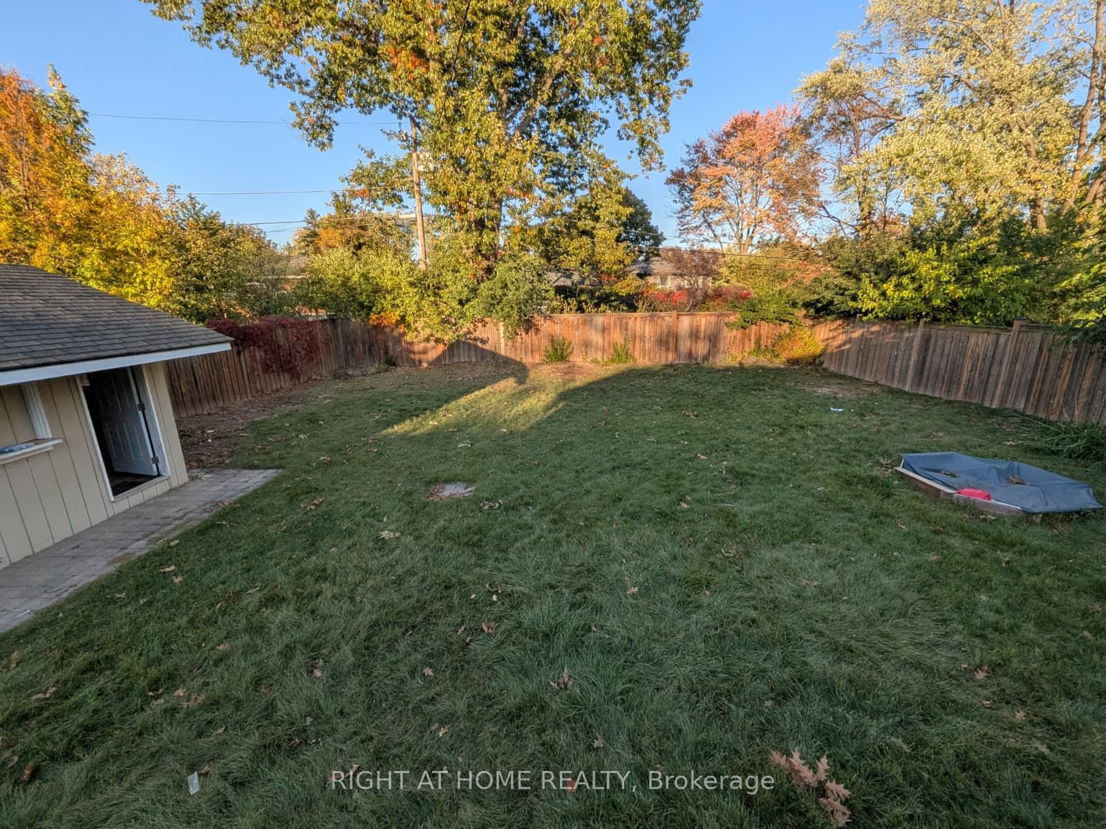 273 Kenwood Avenue Property Photo 40