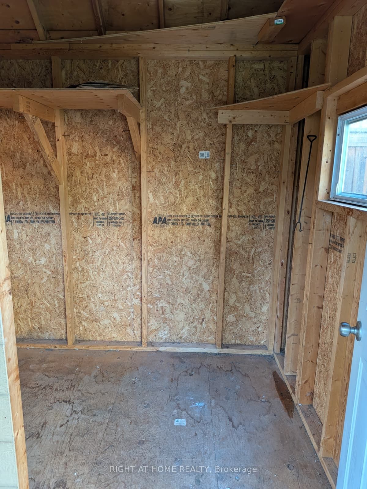 273 Kenwood Avenue Property Photo 41