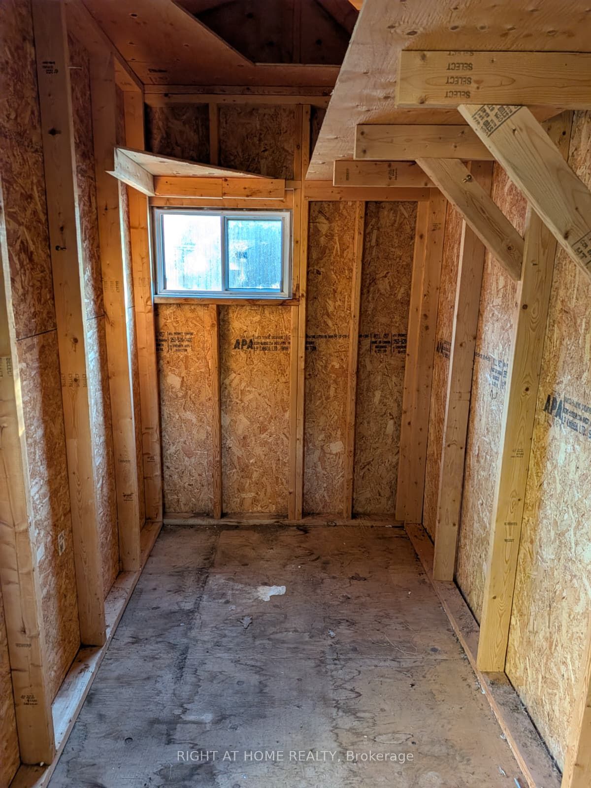 273 Kenwood Avenue Property Photo 43